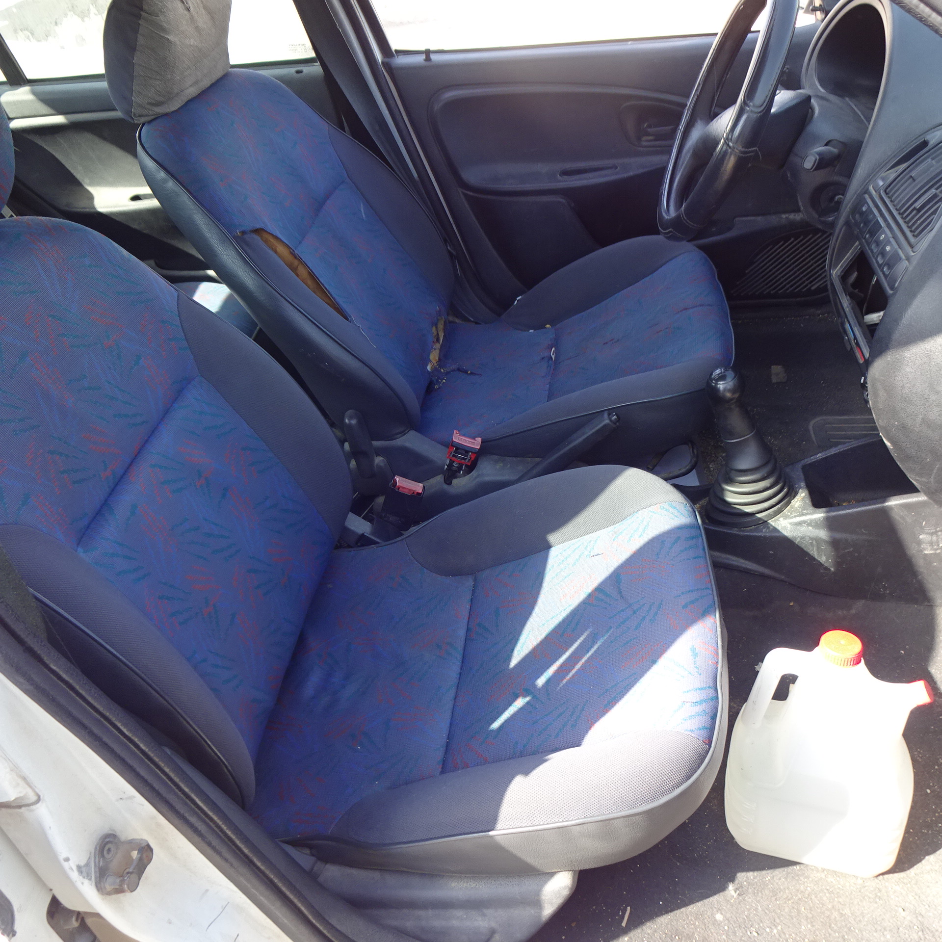 Καθίσματα Σαλόνι Κομπλέ Citroen Saxo ’99 Σούπερ Προσφορά Μήνα