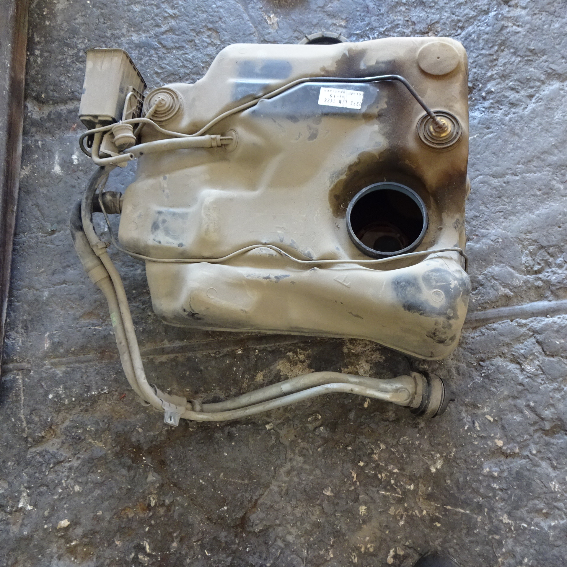 Ρεζερβουάρ Ford Focus ’00 Σούπερ Προσφορά Μήνα