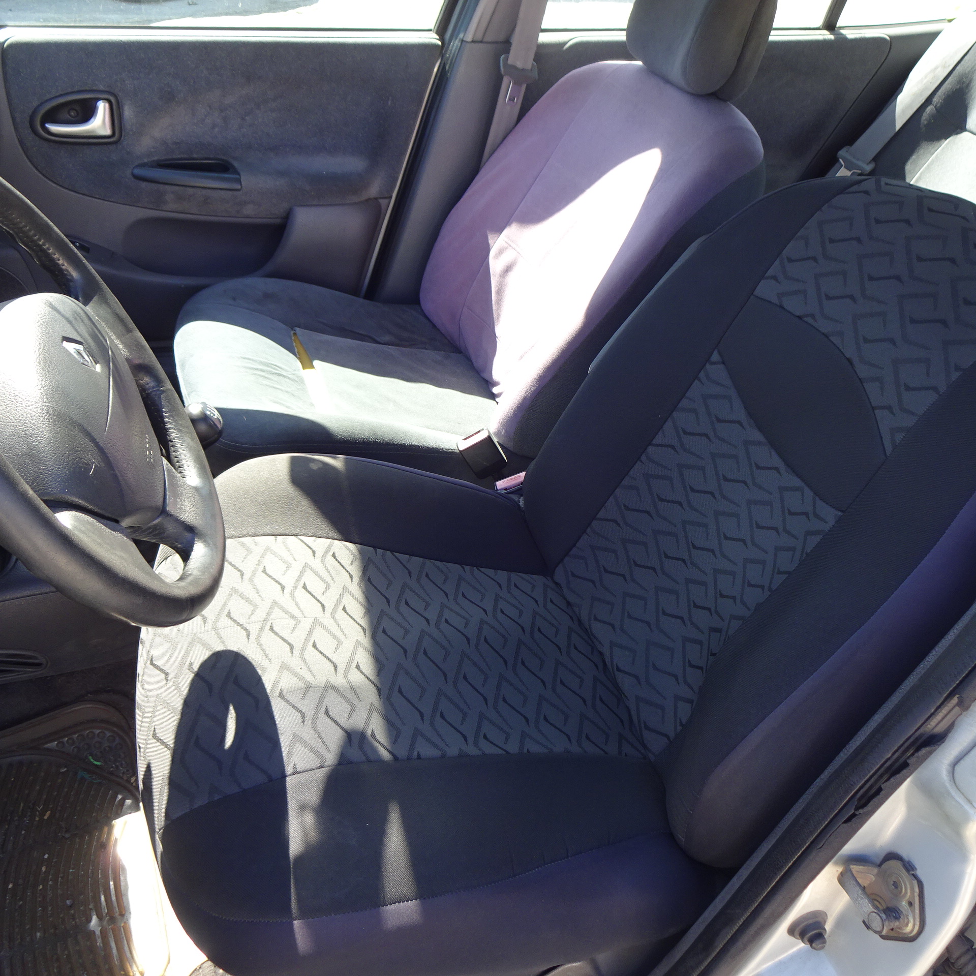 Καθίσματα Σαλόνι Κομπλέ Renault Megane ’99 Προσφορά.