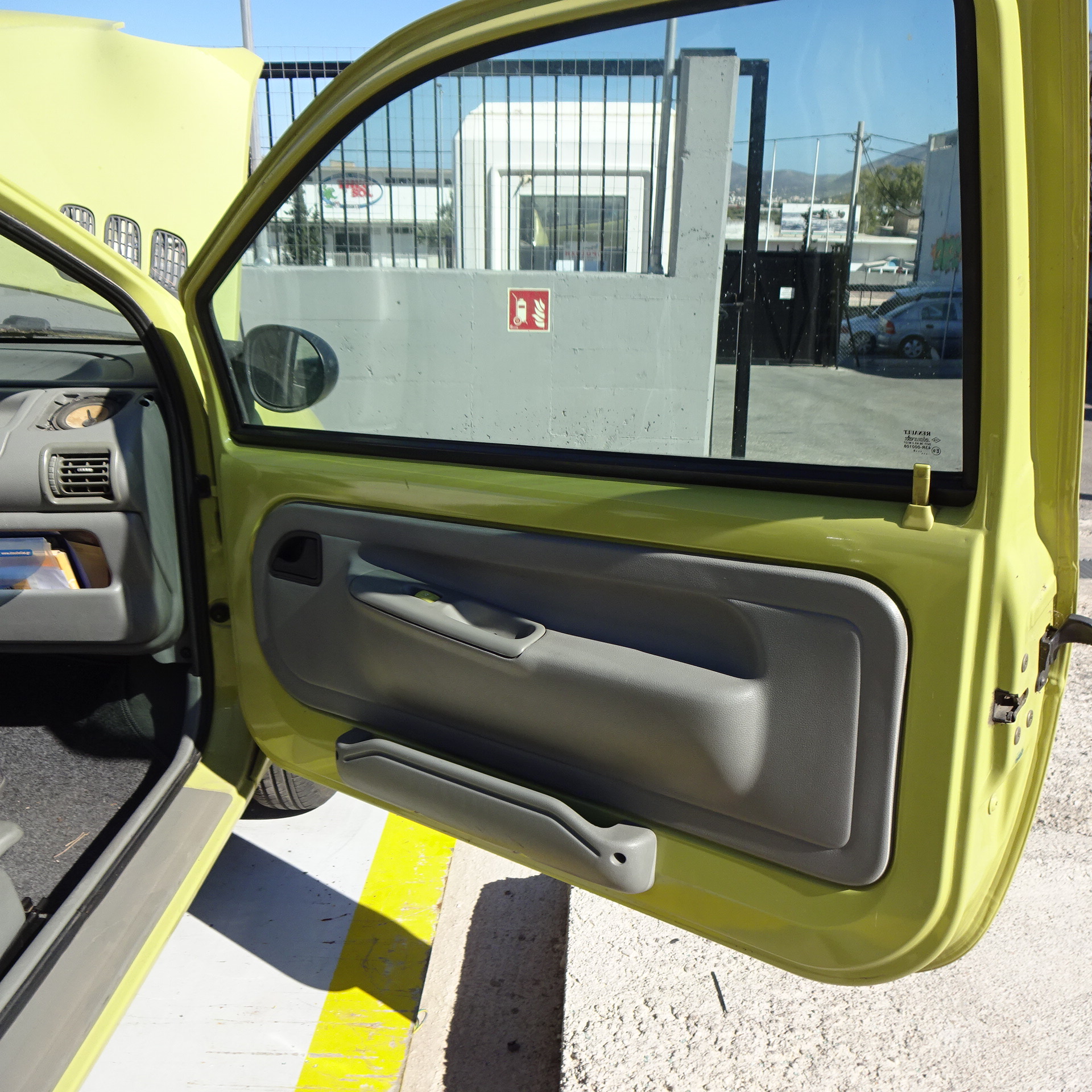 Γρύλοι Παραθύρων Χειροκίνητοι Renault Twingo ’98 Προσφορά.