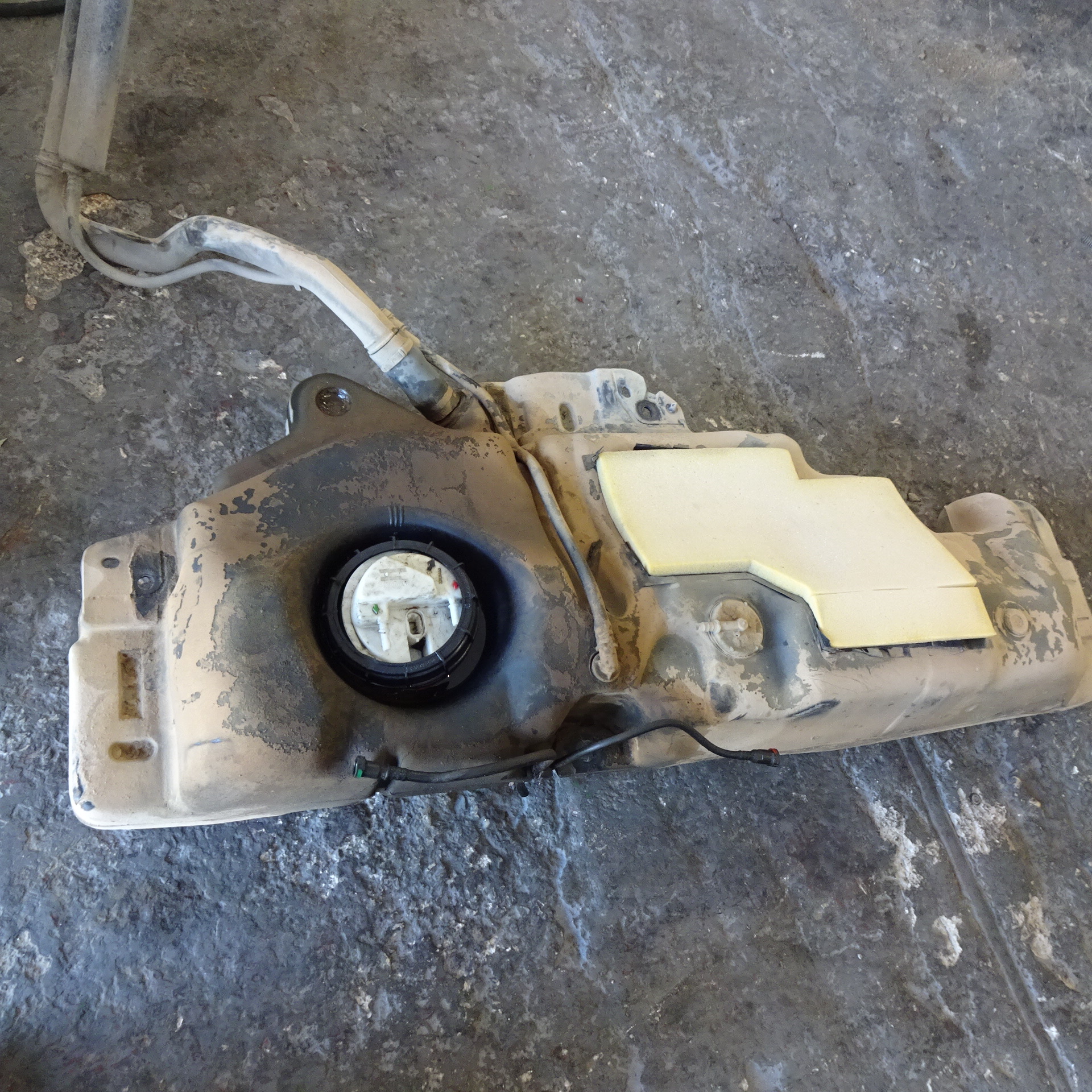 Ρεζερβουάρ Renault Clio ’03 Diesel Σούπερ Προσφορά Μήνα