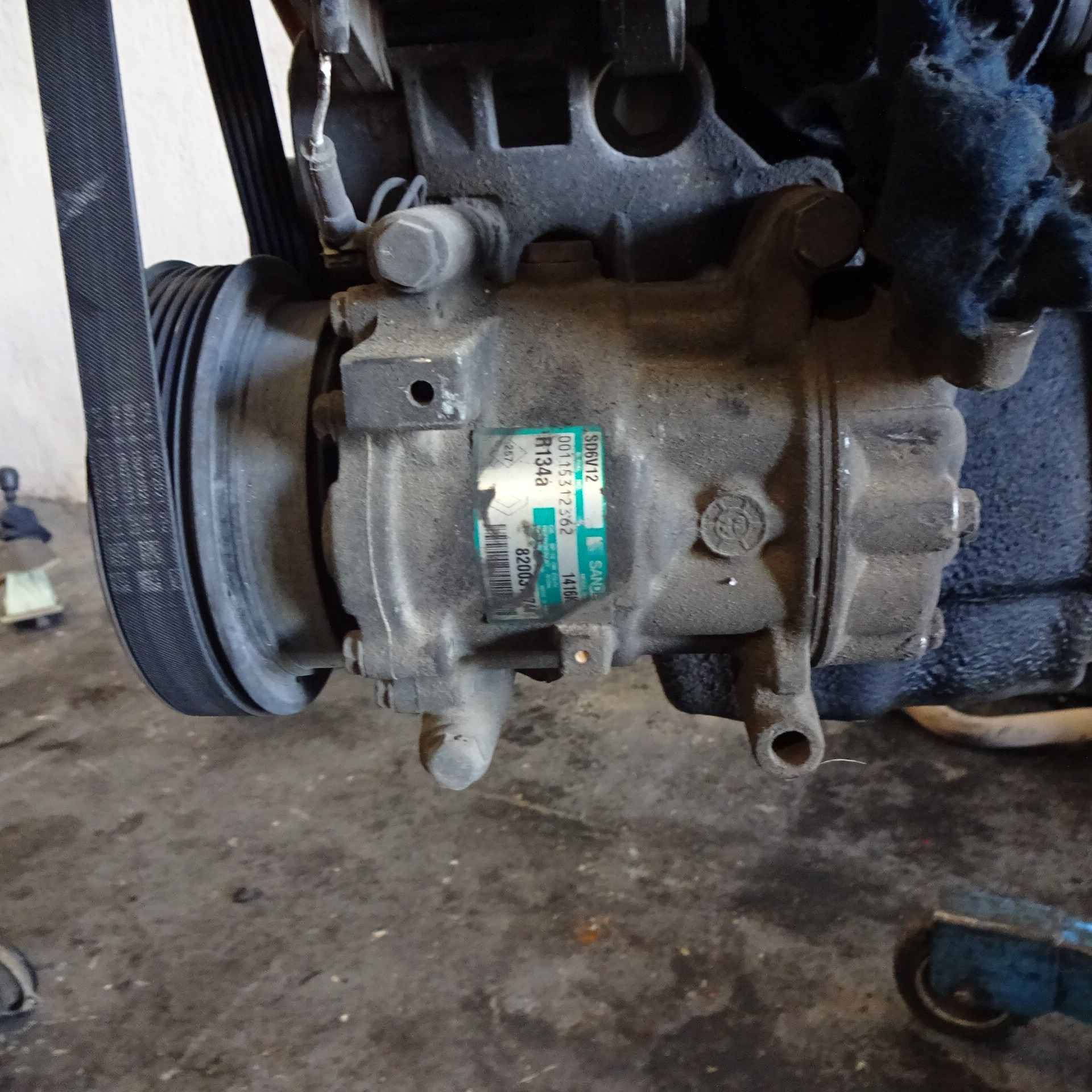 Κομπρεσέρ Aircodition ( 8200315744 ) Renault Clio ’03 Diesel Σούπερ Προσφορά Μήνα