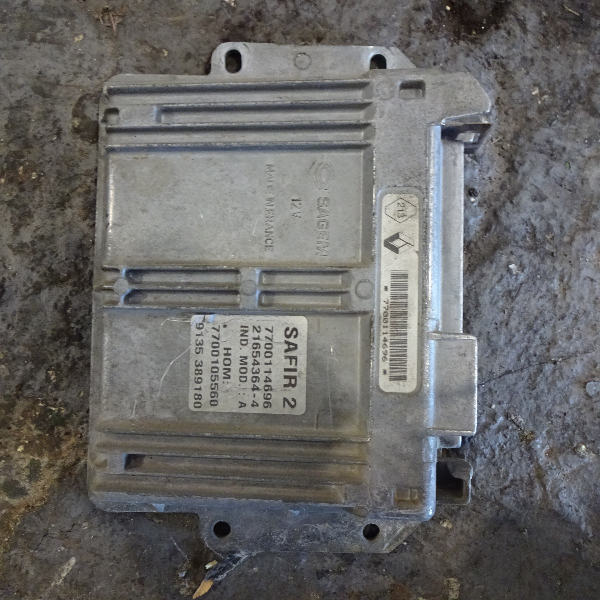 Εγκέφαλος Κινητήρα ( 7700114696 , 7700105560 ) Renault Twingo ’98 Προσφορά.