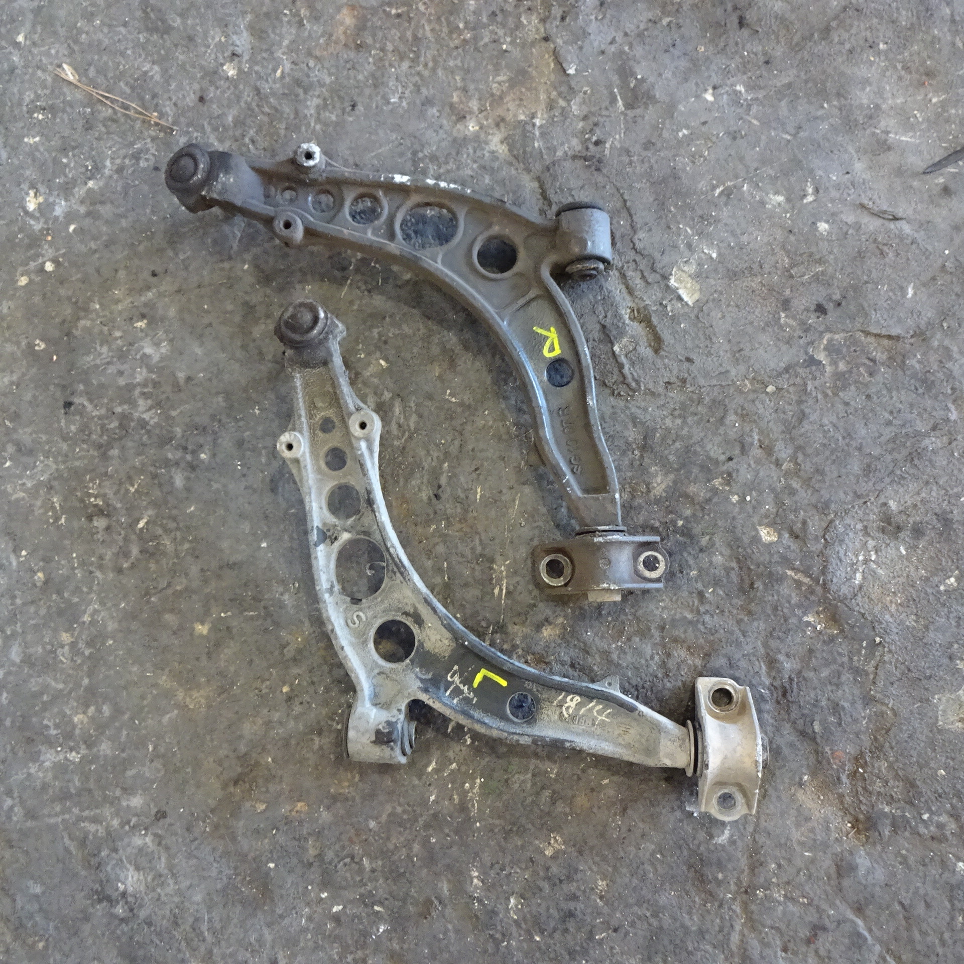 Ψαλίδια Fiat Punto ’94 Σούπερ Προσφορά Μήνα
