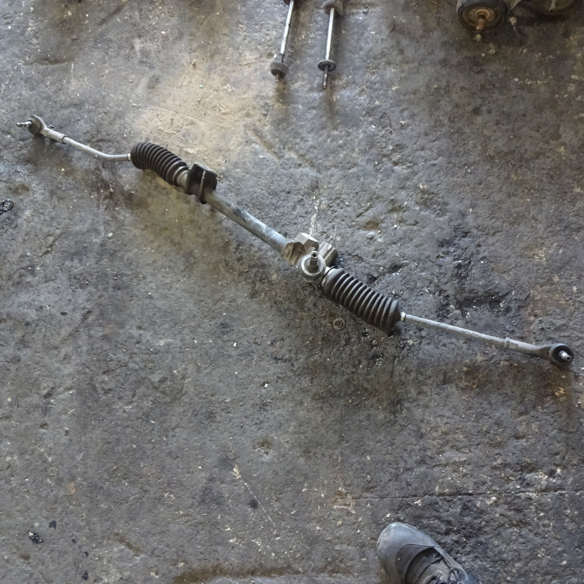 Κρεμαργιέρα Renault Clio ’00 Προσφορά.