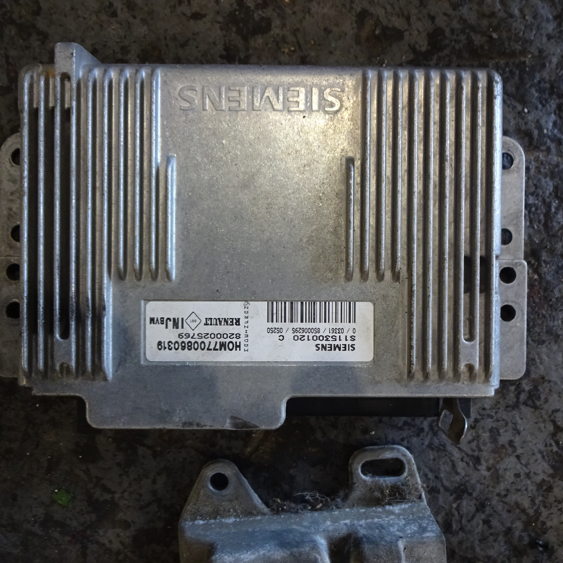 Εγκέφαλος Κινητήρα Σετ ( 7700860319 ) Renault Megane ’98 Cabrio Σούπερ Προσφορά Μήνα