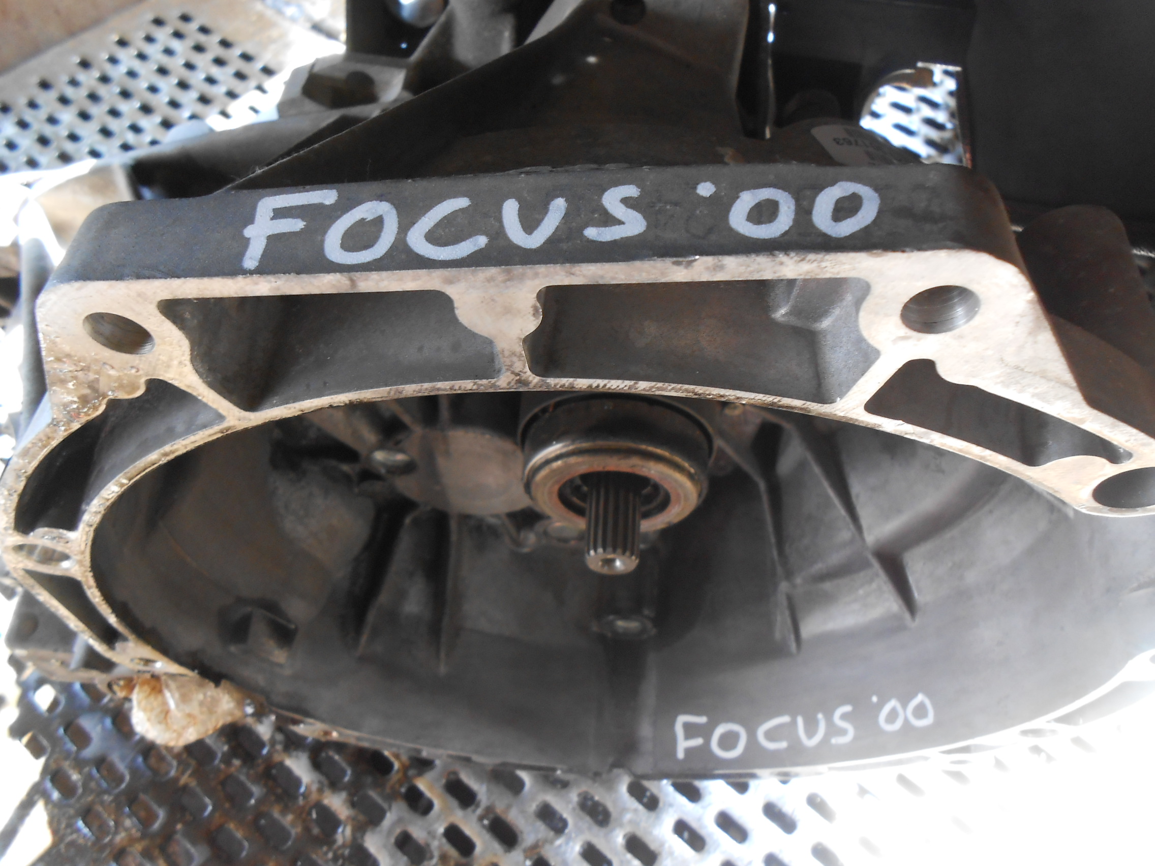 Χειροκίνητο Σασμάν ( FXDA ) Ford Focus ’00 Σούπερ Προσφορά Μήνα