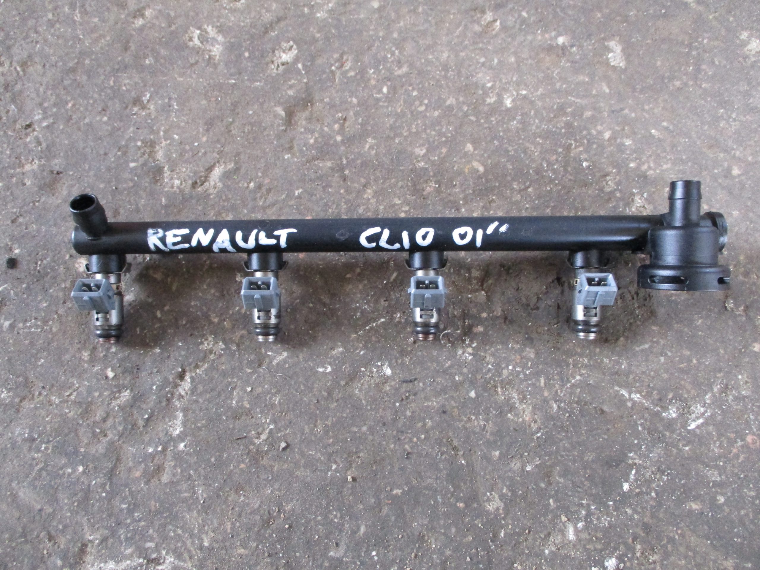 Μπεκιέρα Με Μπέκ Renault Clio ’00 Προσφορά.