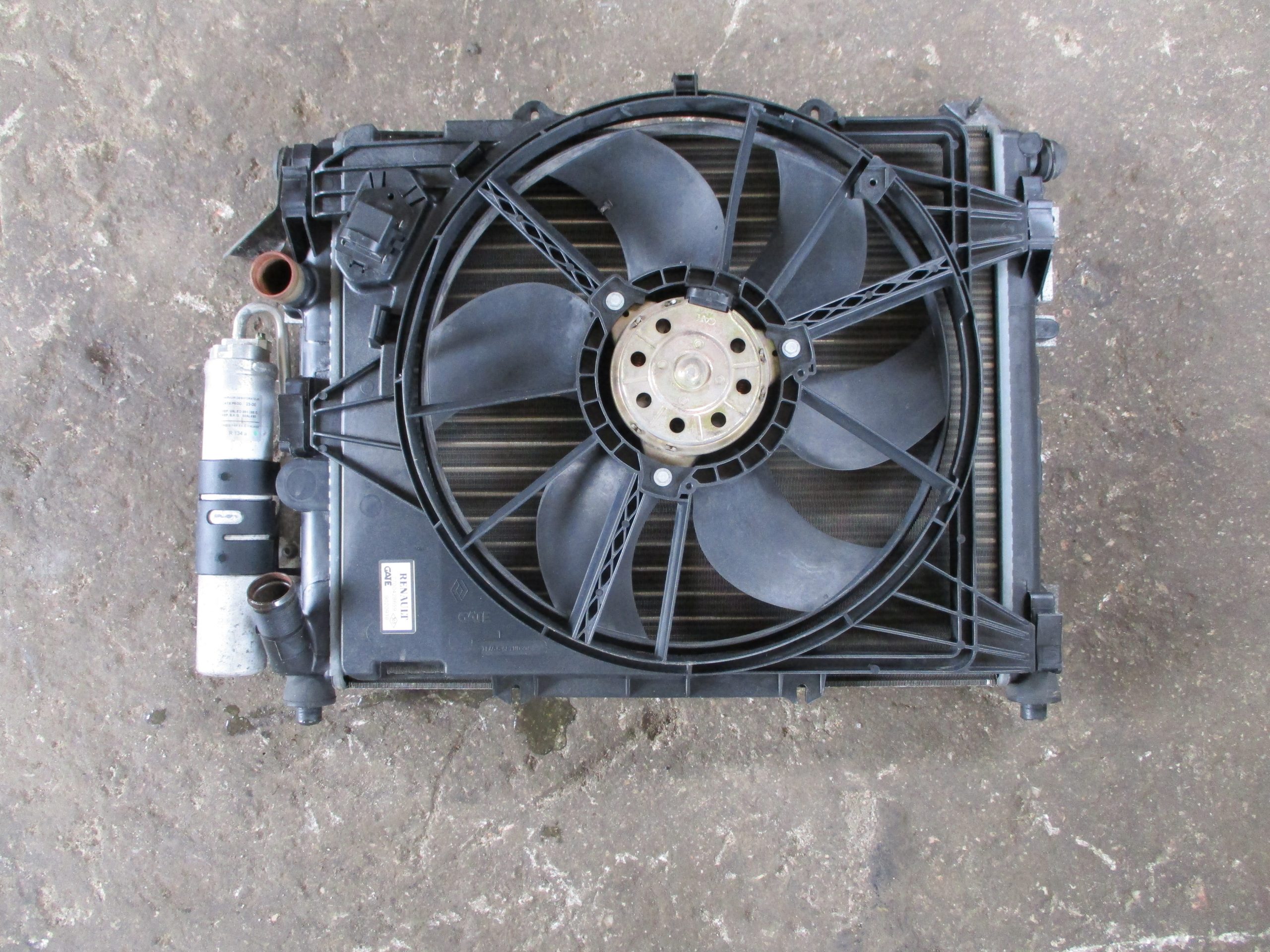 Ψυγεία Renault Megane ’98 Cabrio Σούπερ Προσφορά Μήνα