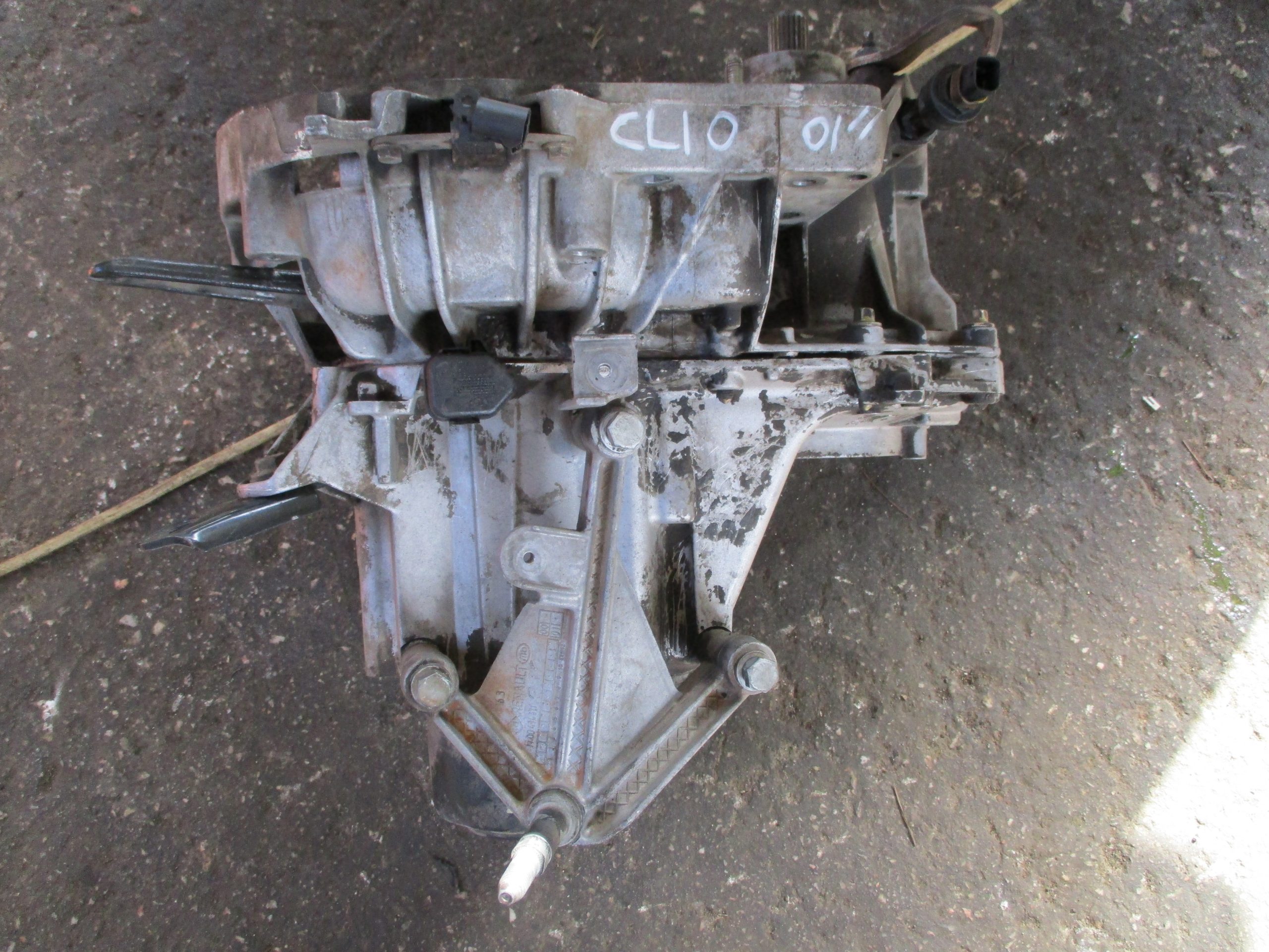 Χειροκίνητο Σασμάν Renault Clio ’00 Προσφορά.