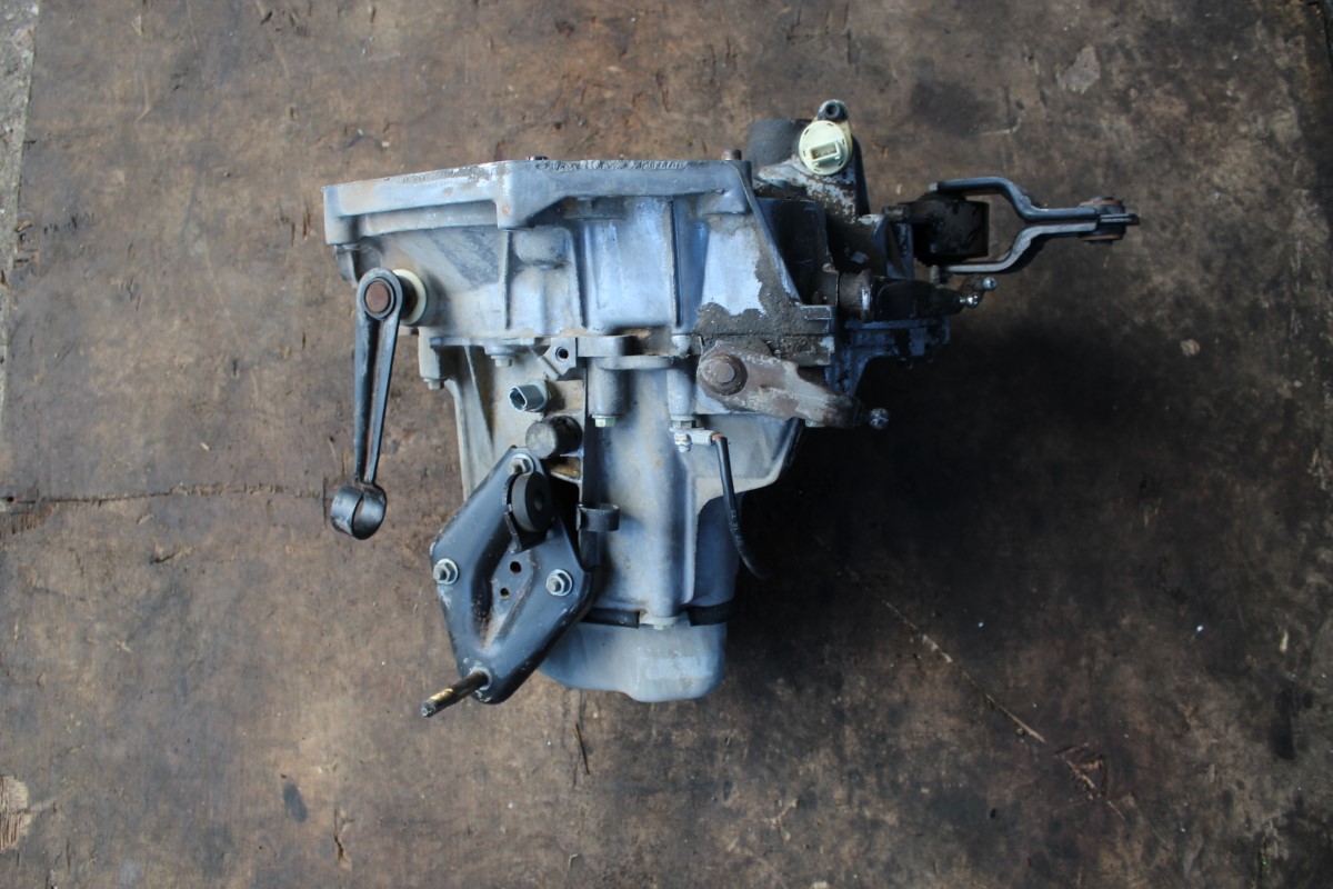 Χειροκίνητο Σασμάν Peugeot 106 ’01 Σούπερ Προσφορά Μήνα