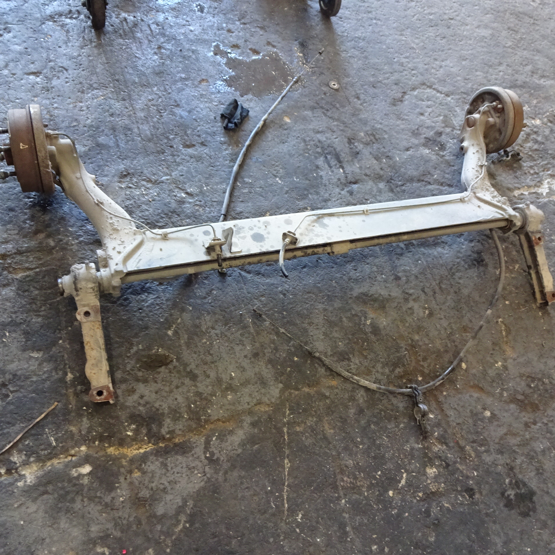 Άξονας Πίσω Renault 19 ’91 Προσφορά.