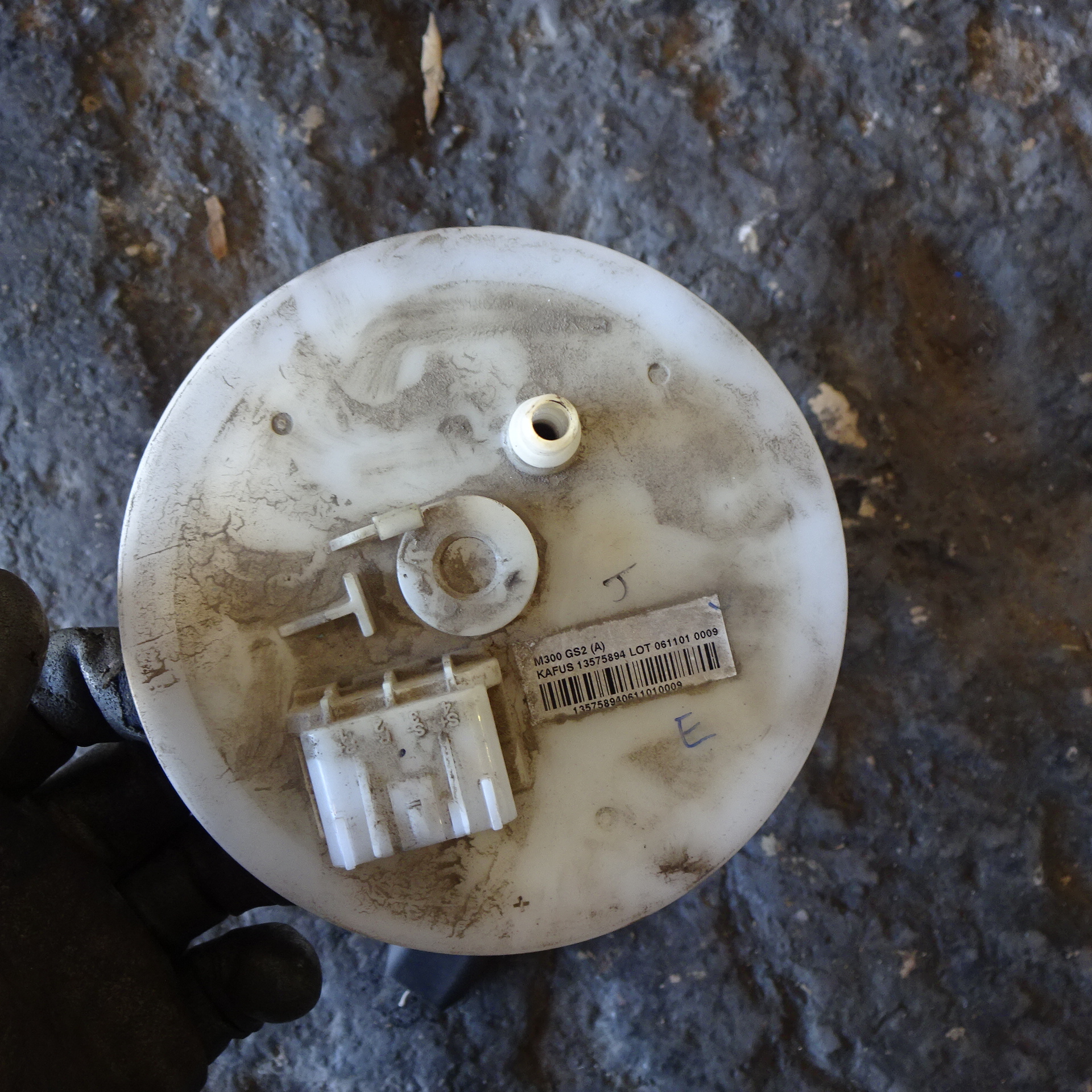 Αντλία Βενζίνης ( 13575894 ) Chevrolet Spark ’11 Προσφορά.