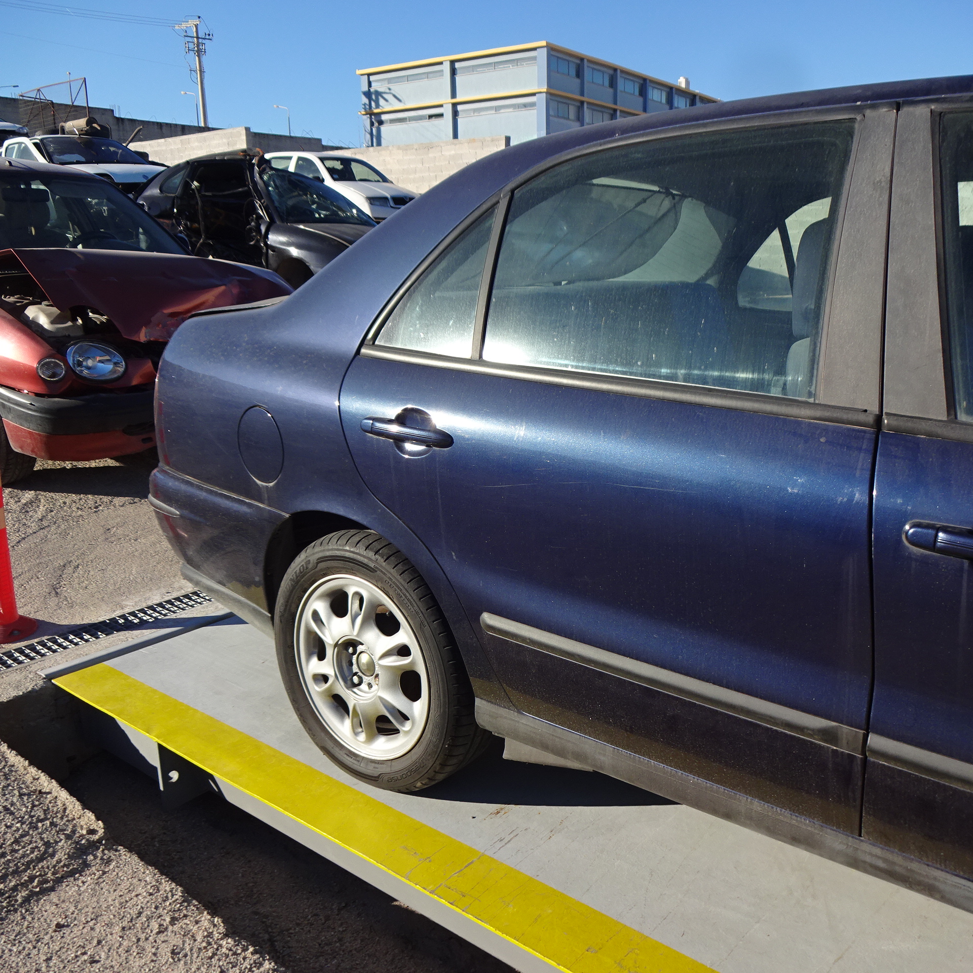 Πορτάκι Ρεζερβουάρ Fiat Marea ‘0 Σούπερ Προσφορά Μήνα