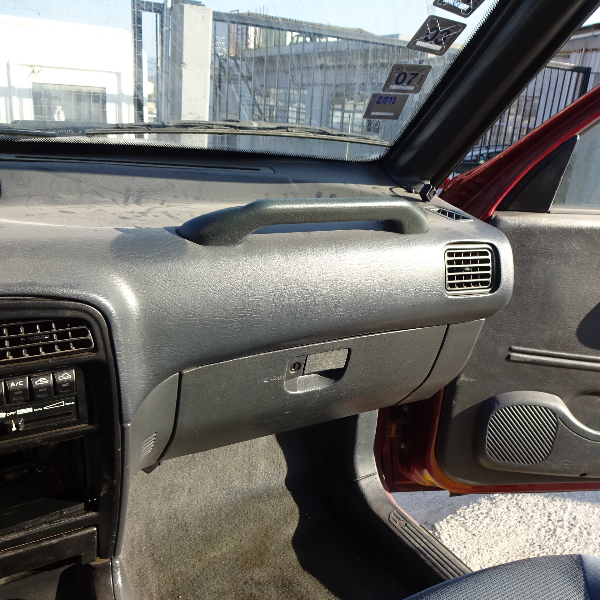 Ντουλαπάκι Kia Sportage ’98 Προσφορά.