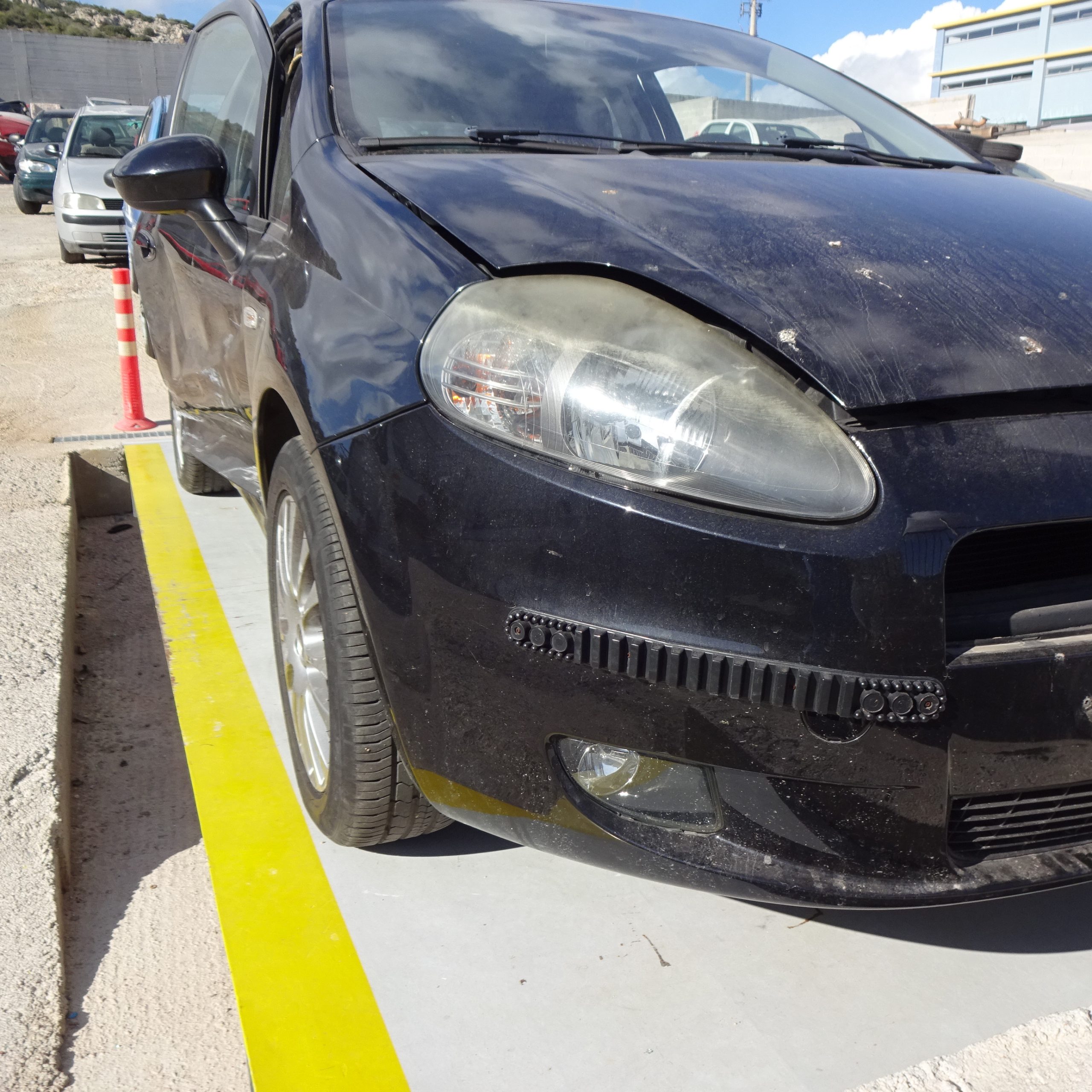 Μεντεσέδες Πορτών Fiat Grande Punto ’09