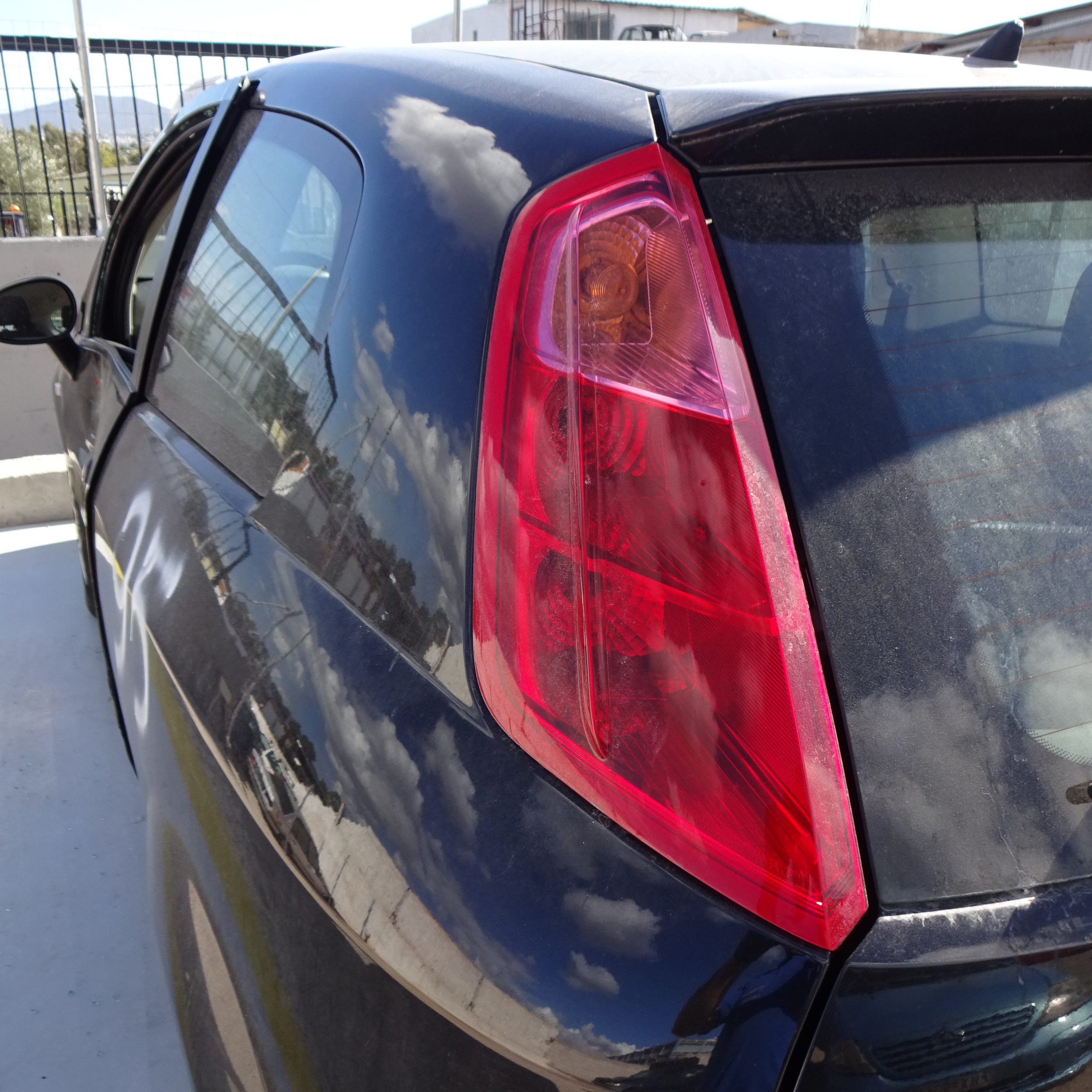 Φινιστρίνια Fiat Grande Punto ’09