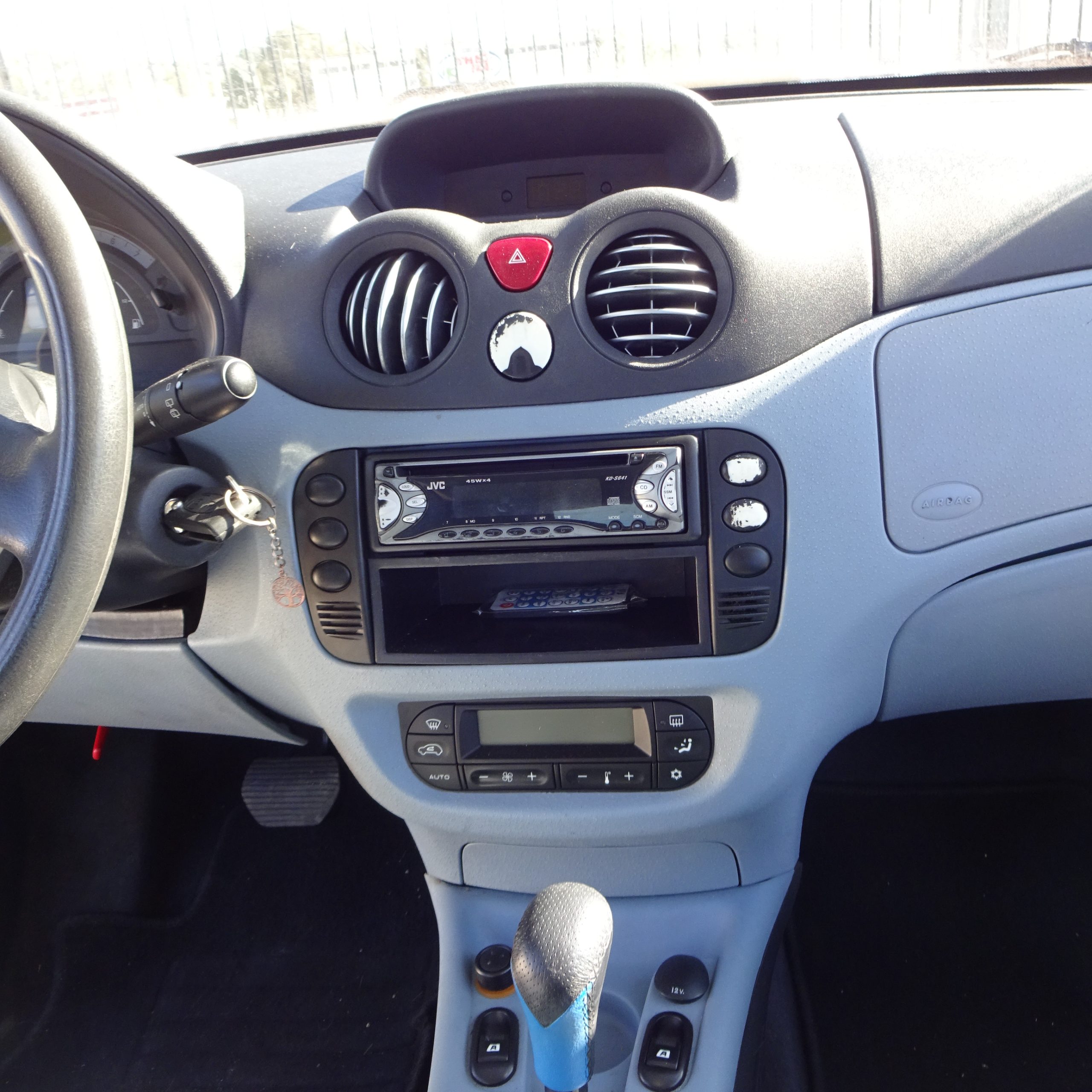 Χειριστήρια καλοριφέρ Citroen C3 ’03 Προσφορά