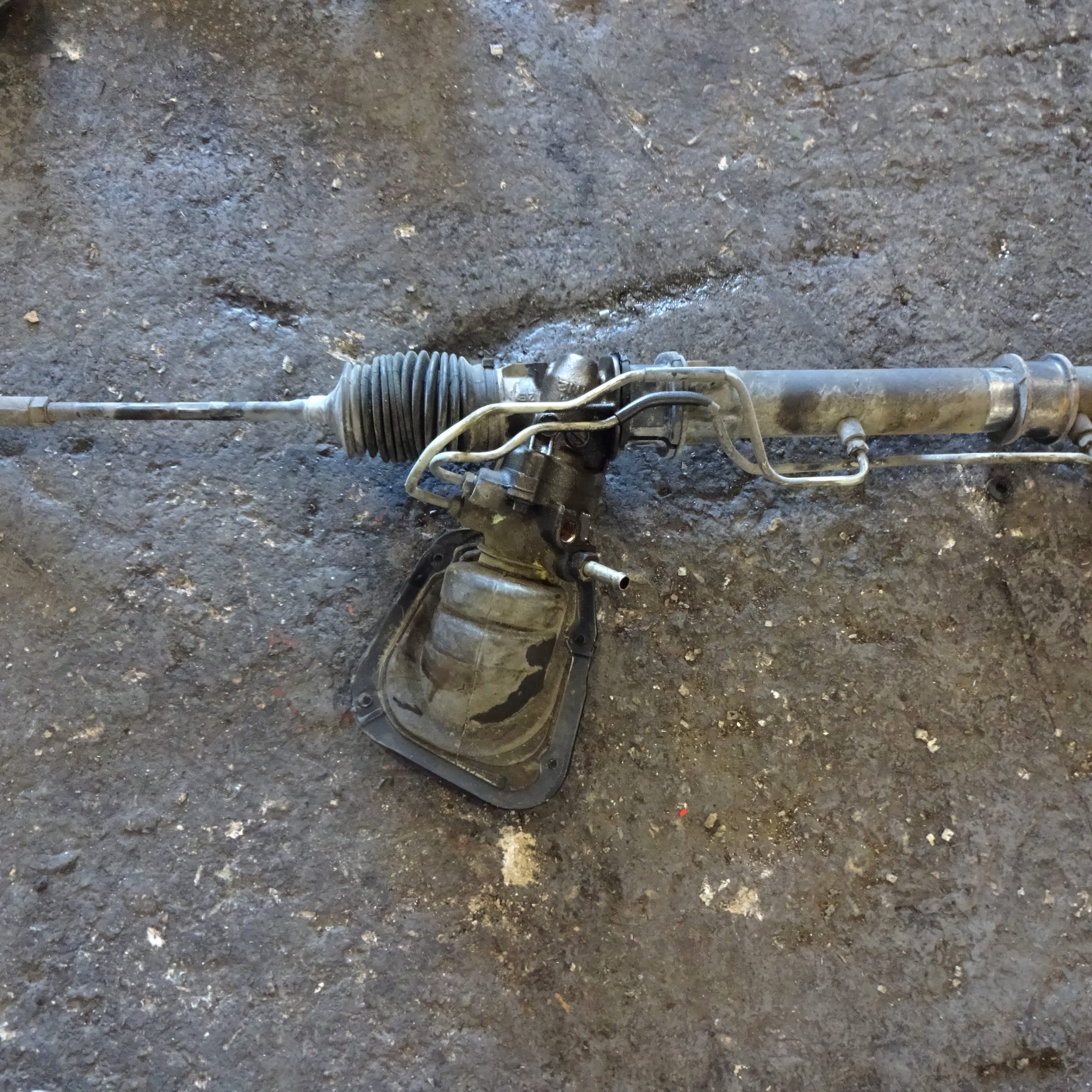 Μαρκούτσια Υδραυλικού Τιμονιού Nissan Almera N15 ’99 Σούπερ Προσφορά Μήνα
