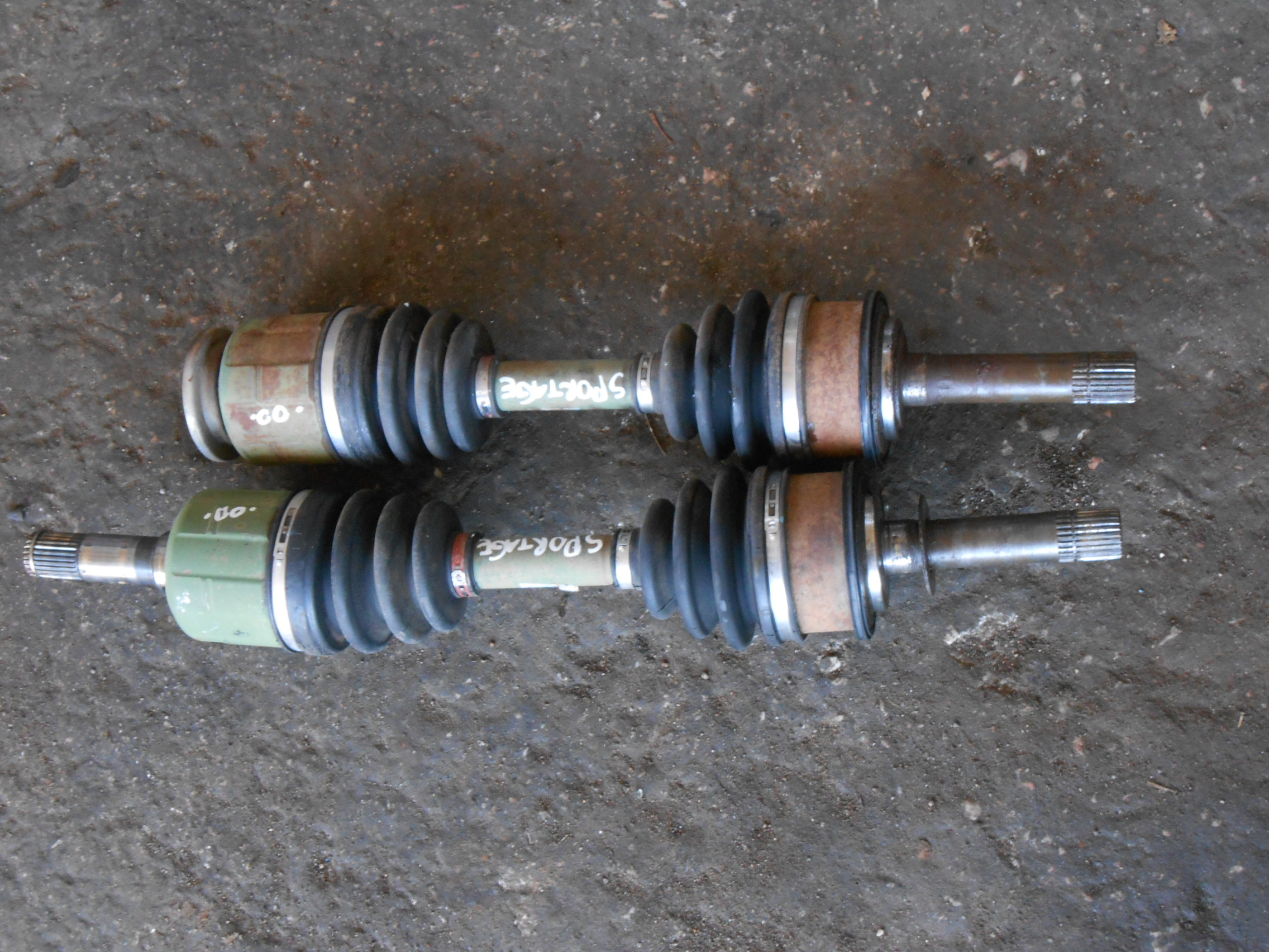 Ημιαξόνιο Αριστερό-Δεξί Kia Sportage ’98 Προσφορά.