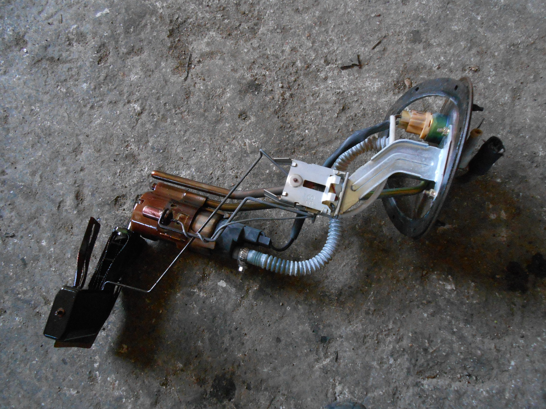 Αντλία Βενζίνης Kia Sportage ’98 Προσφορά.