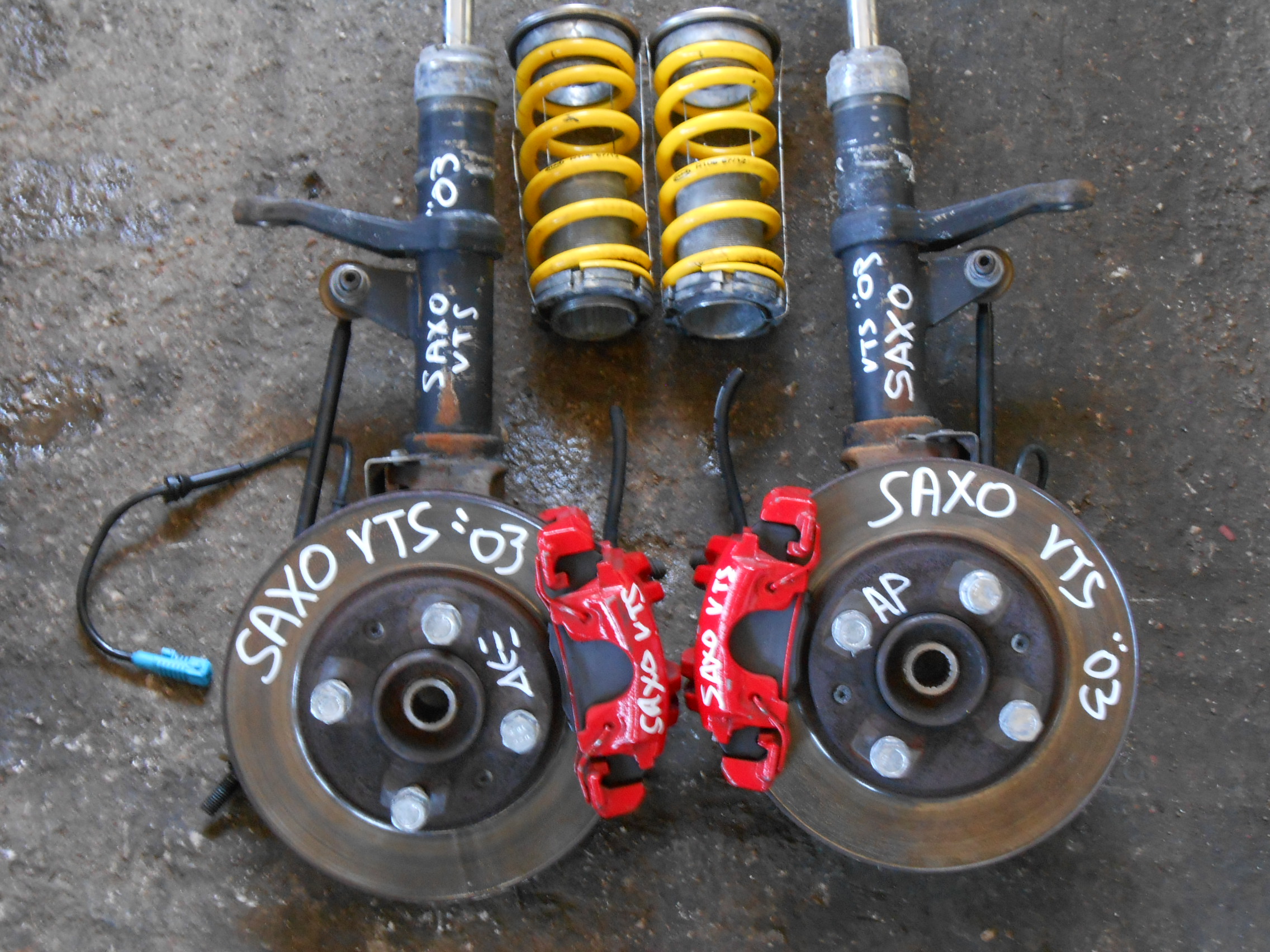 Δαγκάνες Citroen Saxo VTS/106 Rallye ’02