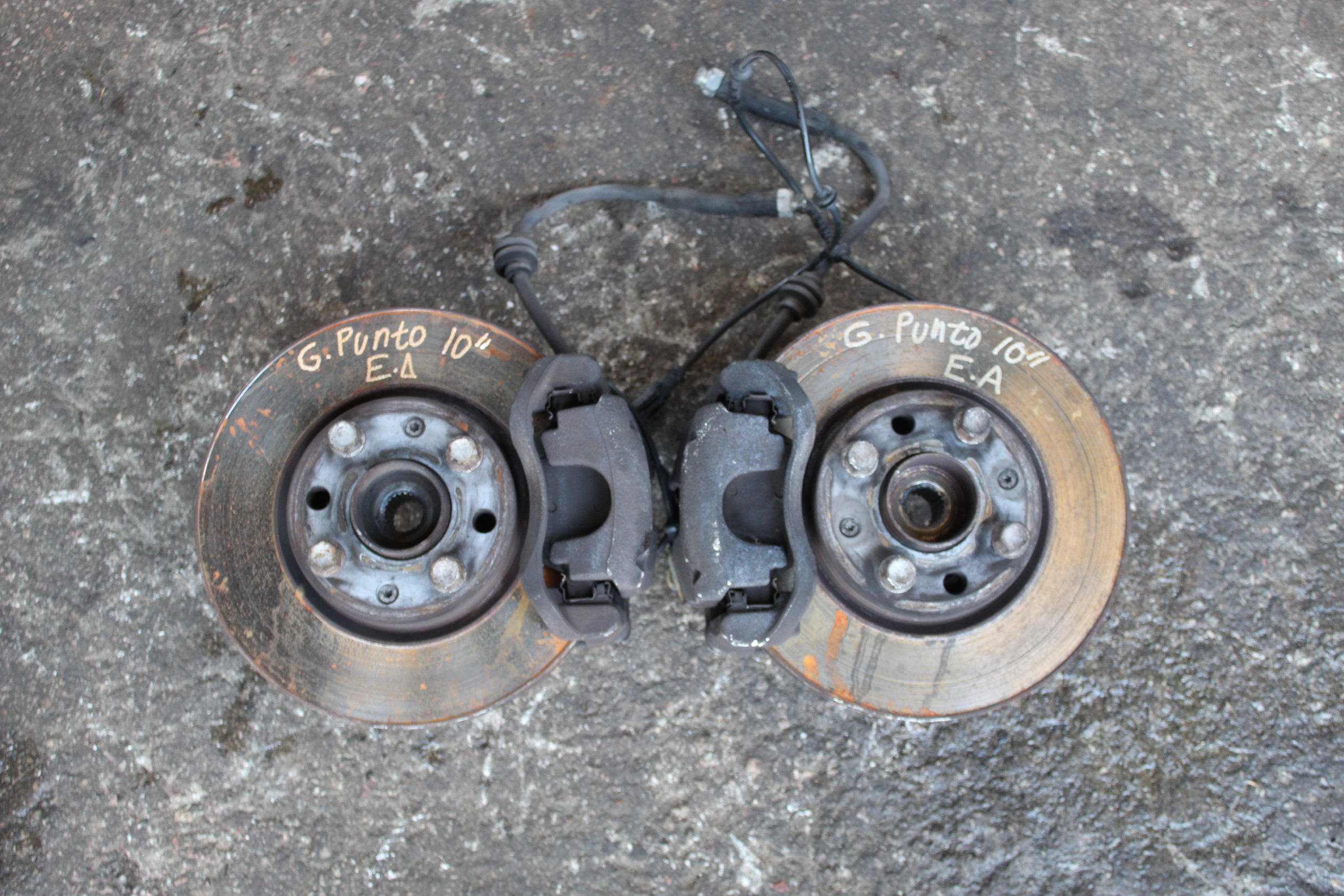 Δαγκάνες Fiat Grande Punto ’09