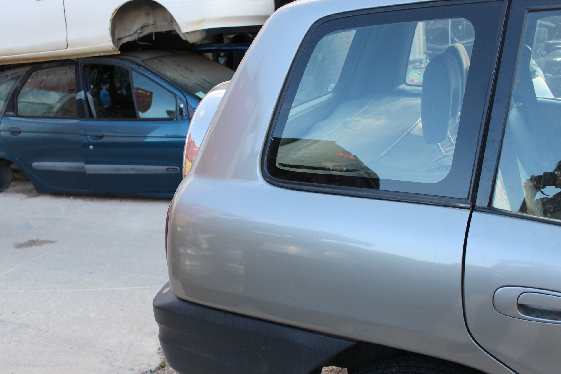 Φινιστρίνια Toyota RAV 4 ’00 Προσφορά.
