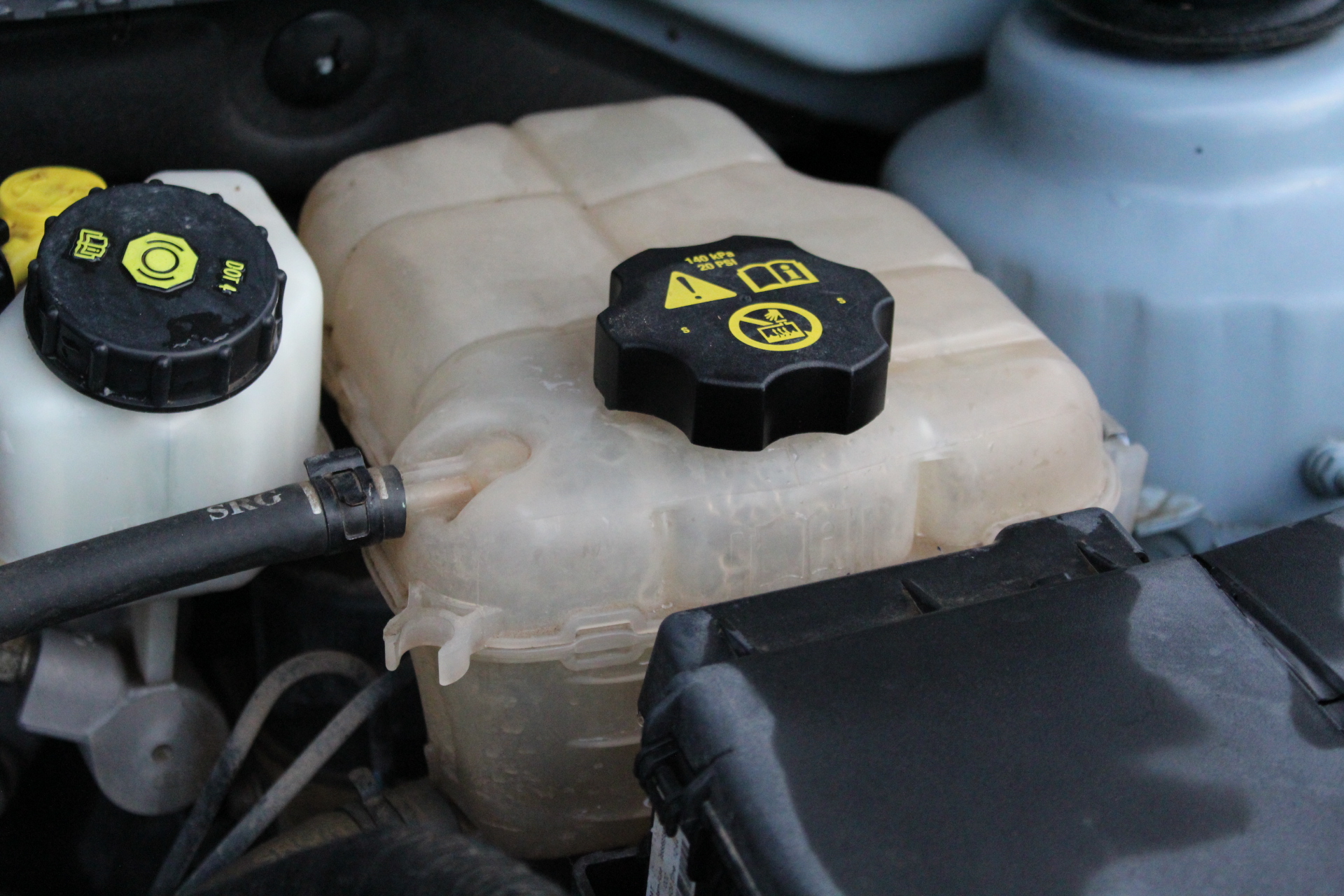 Δοχείο Πληρώσεως Chevrolet Cruze ’09