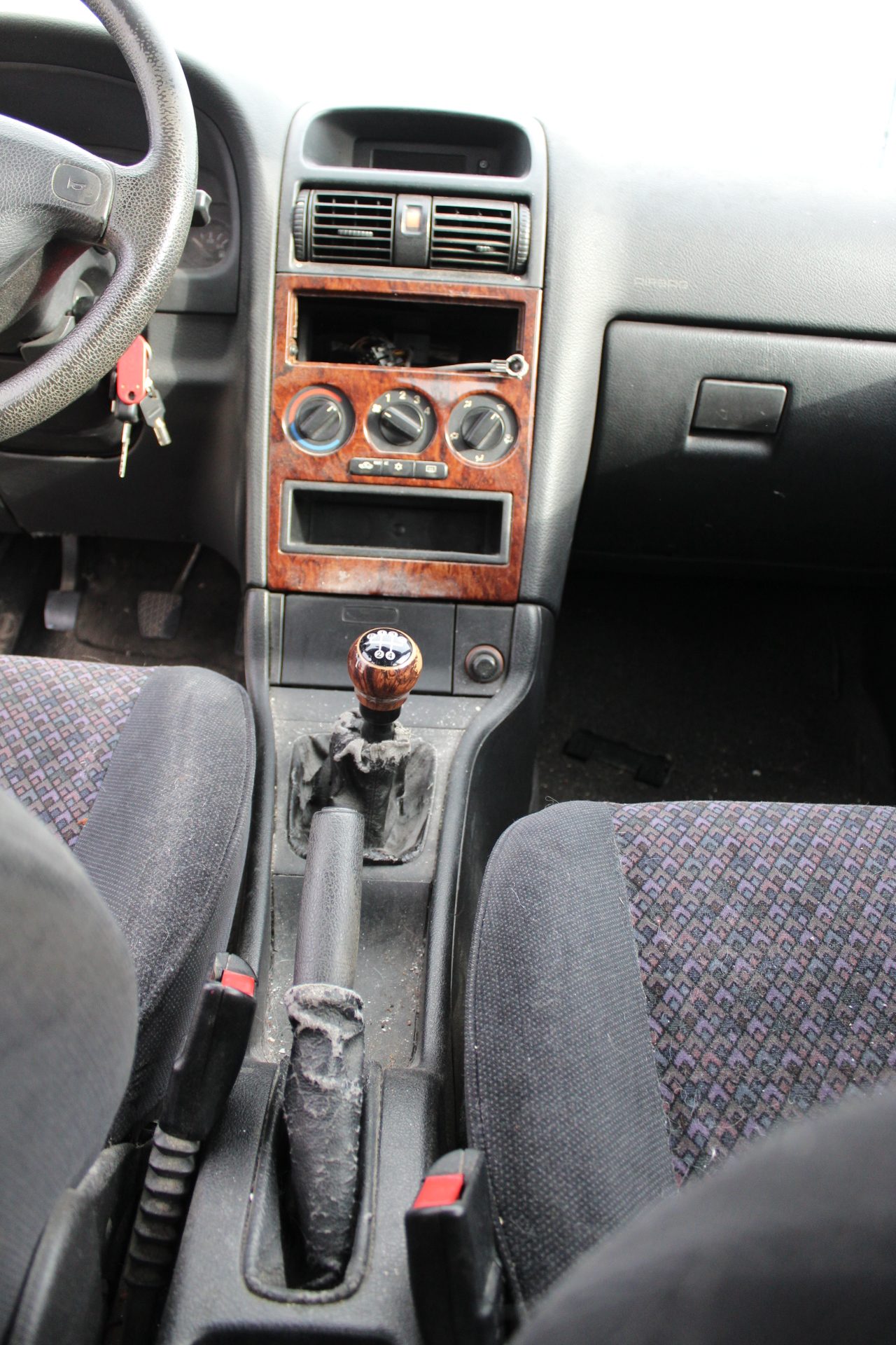 Χειρόφρενο Opel Astra G ’00