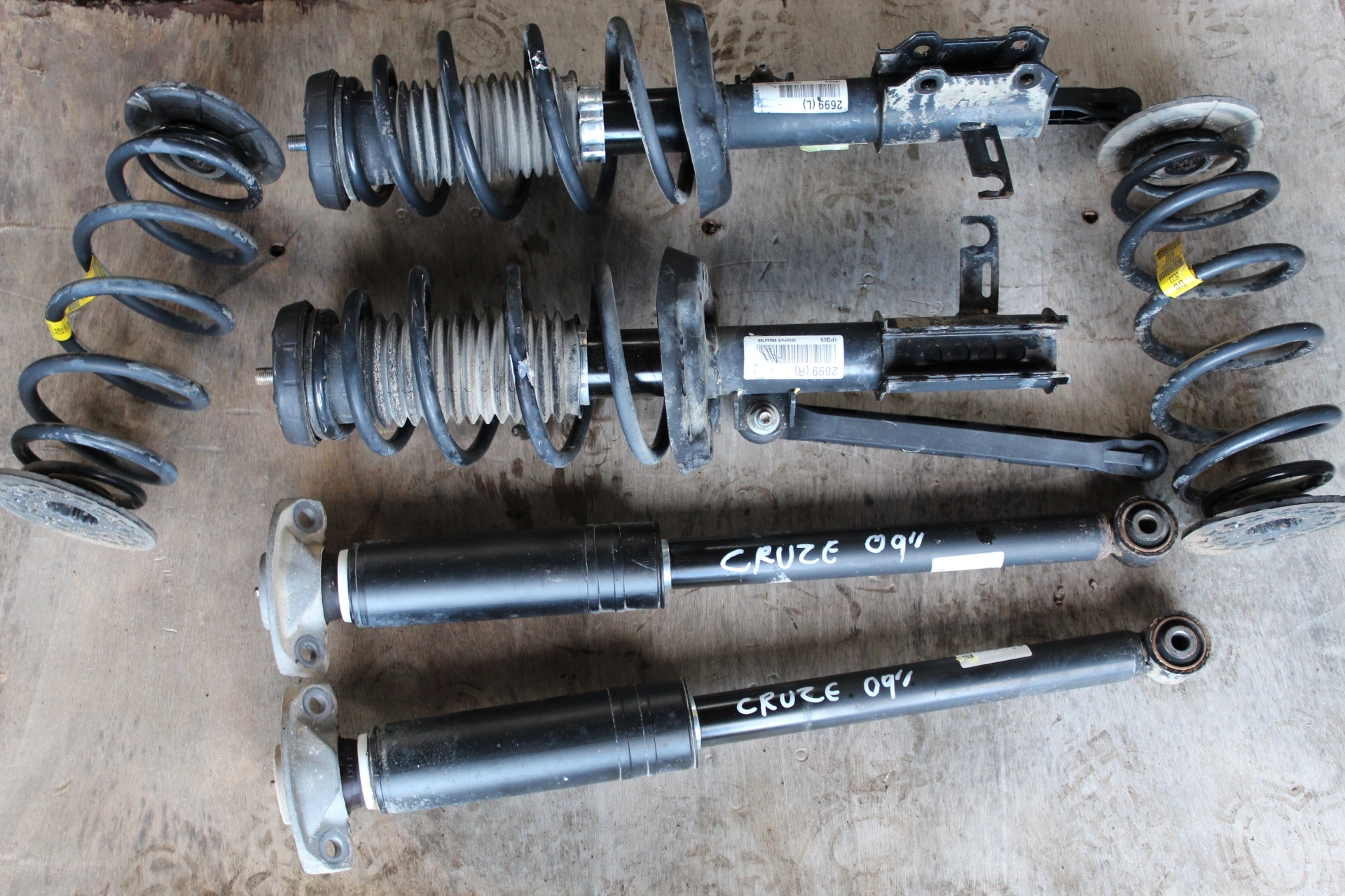 Αμορτισέρ Ελατήρια Chevrolet Cruze ’09