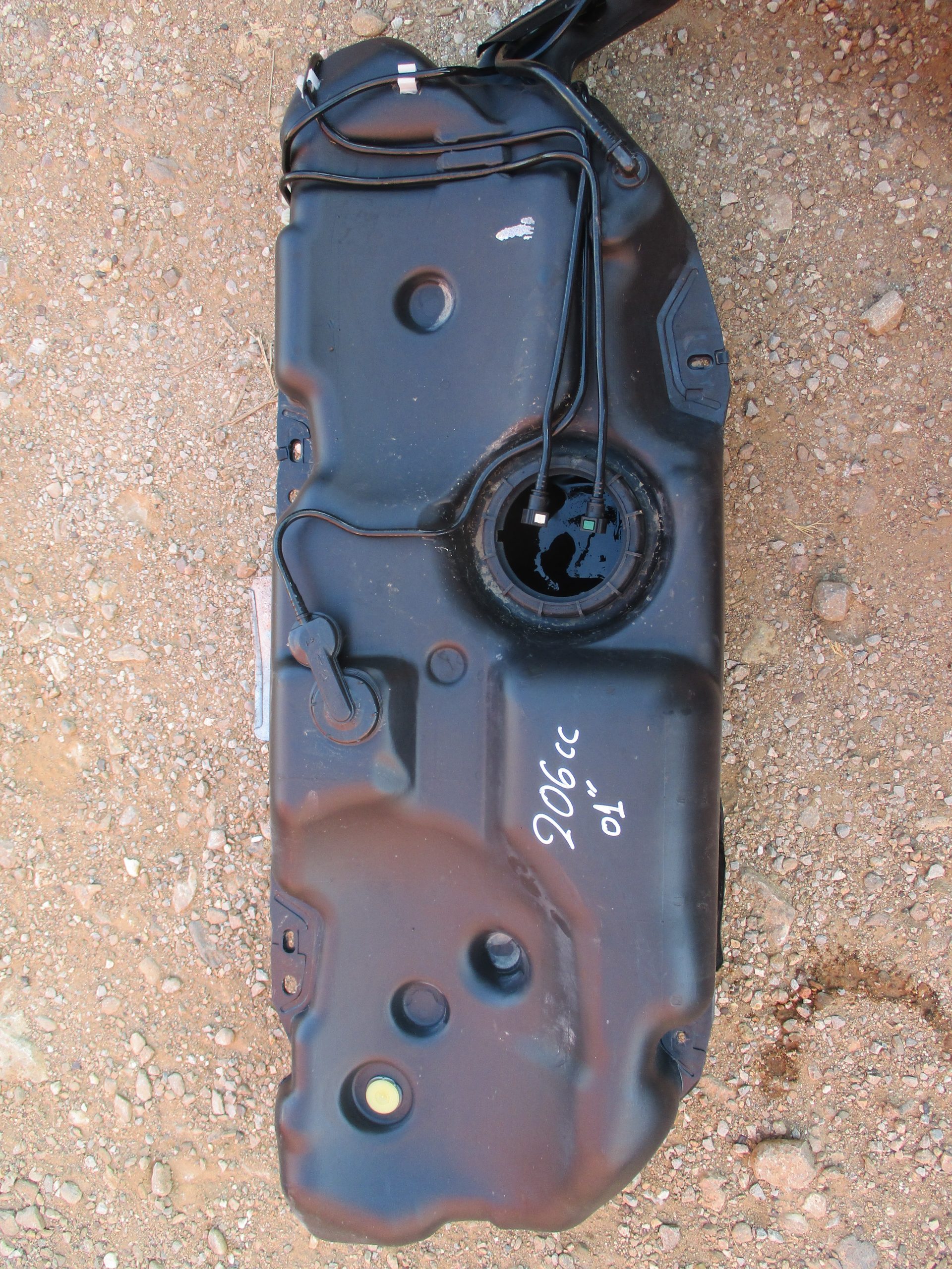 Ρεζερβουάρ Βενζίνης Peugeot 206 cc ’03 Προσφορά.