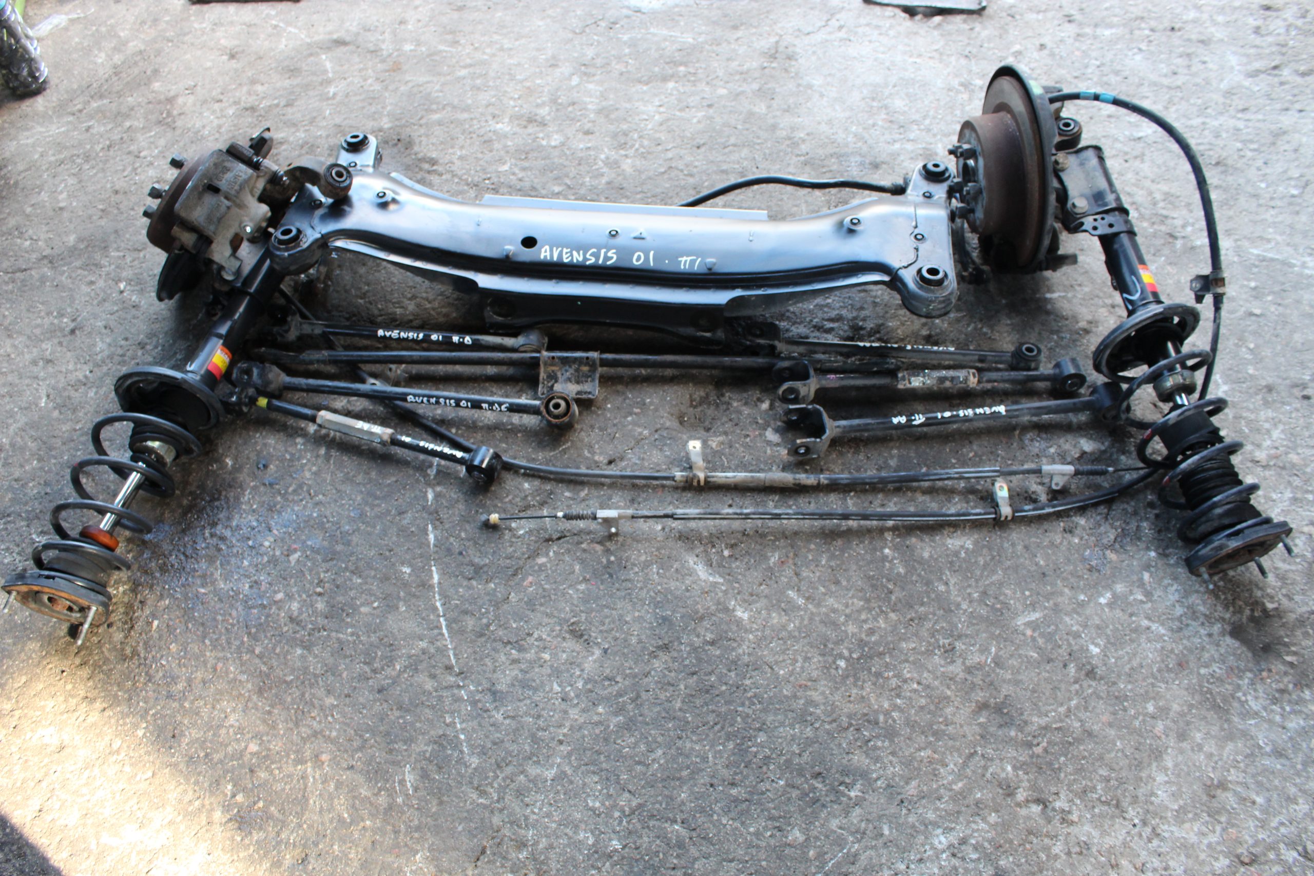 Γέφυρα Πίσω Toyota Avensis ’01 Προσφορά.