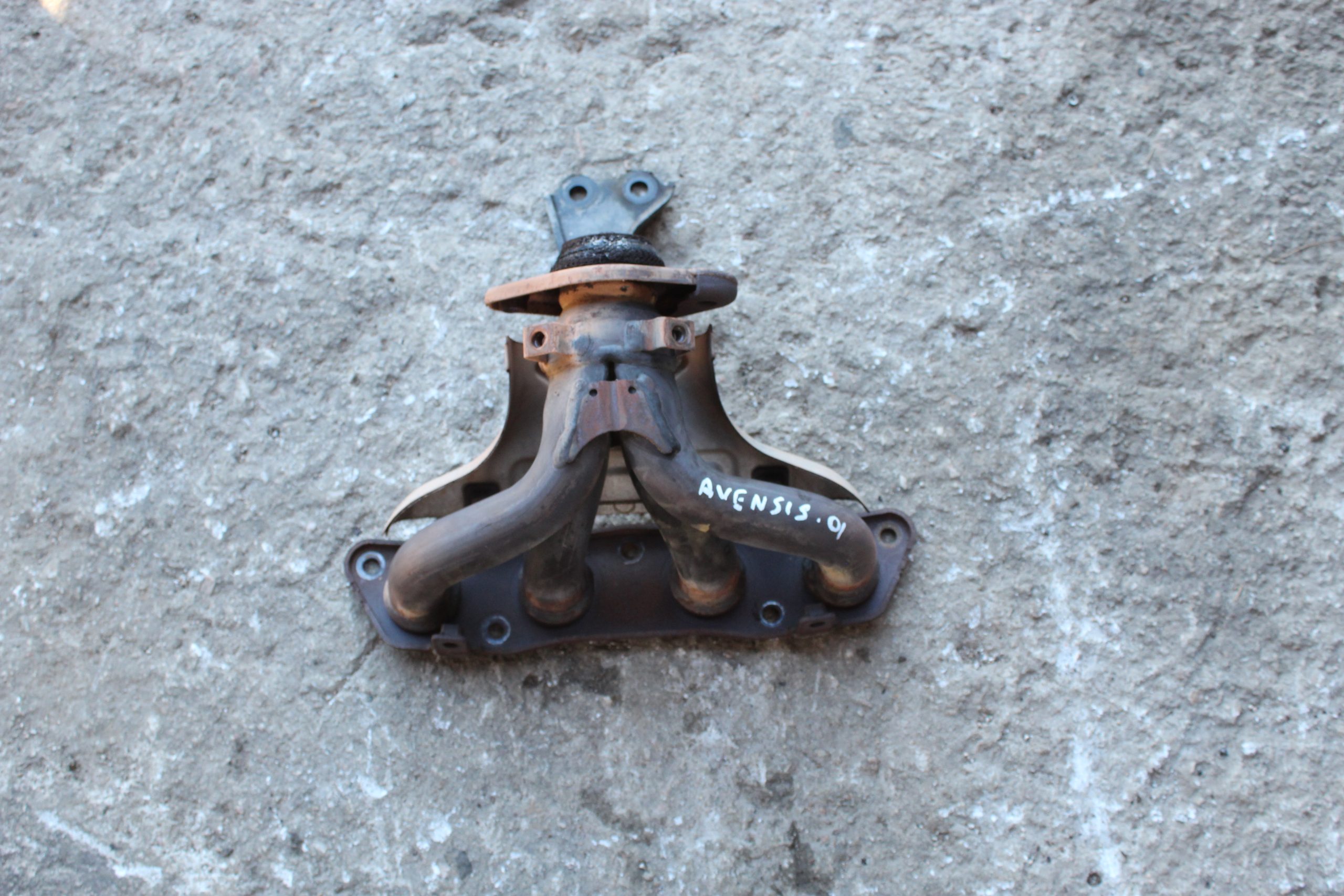 Χταπόδι Πολλαπλής Εξαγωγής Toyota Avensis ’01 Προσφορά.