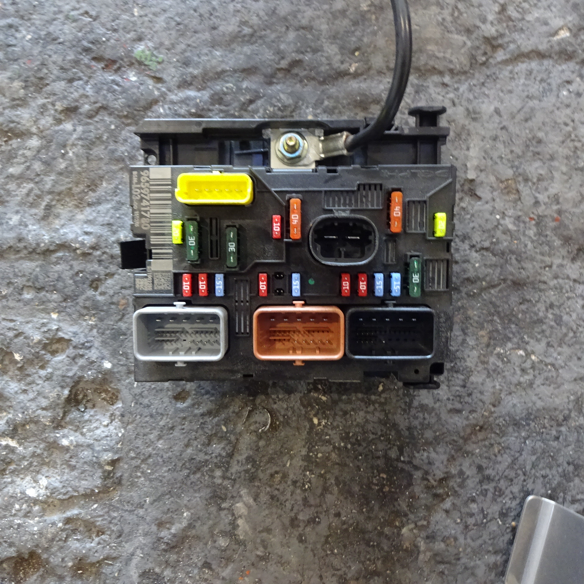 Ασφαλειοθήκη Citroen C2 ’06