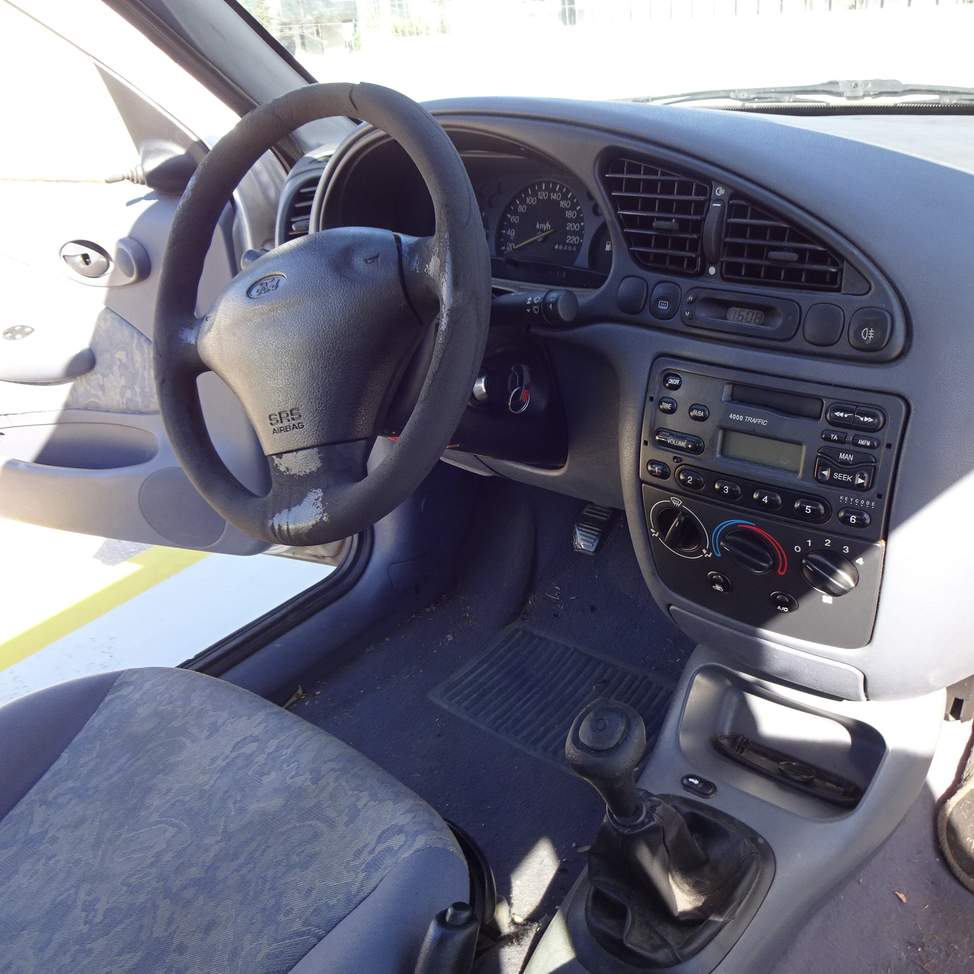 Φλασιέρα Ford Fiesta ’98 Προσφορά