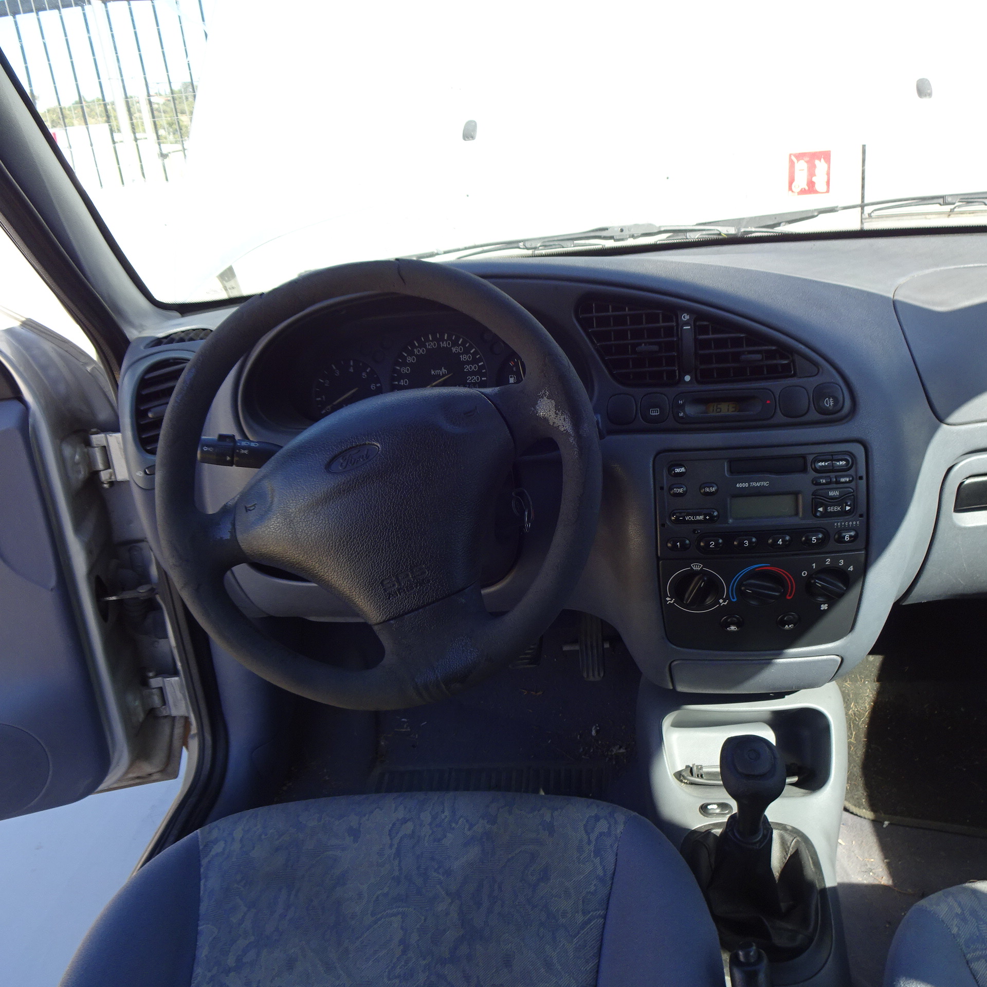 Διακόπτης Φώτων Ford Fiesta ’98 Προσφορά