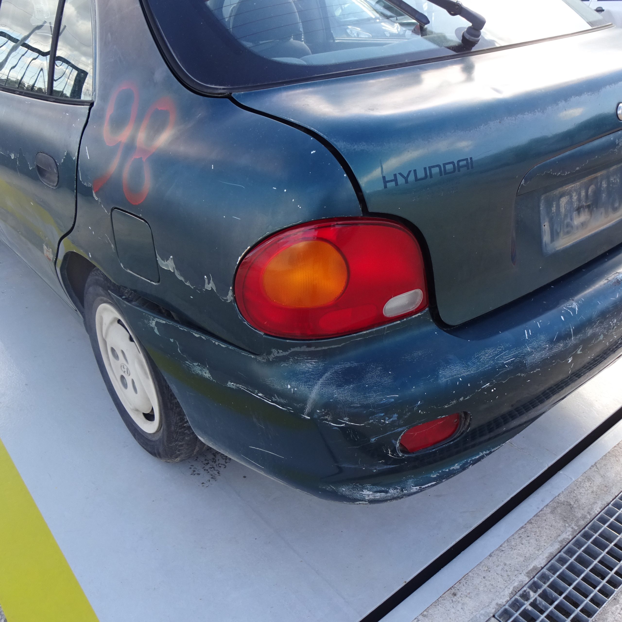 ΠόρτΜπαγκάζ Hyundai Accent ’95