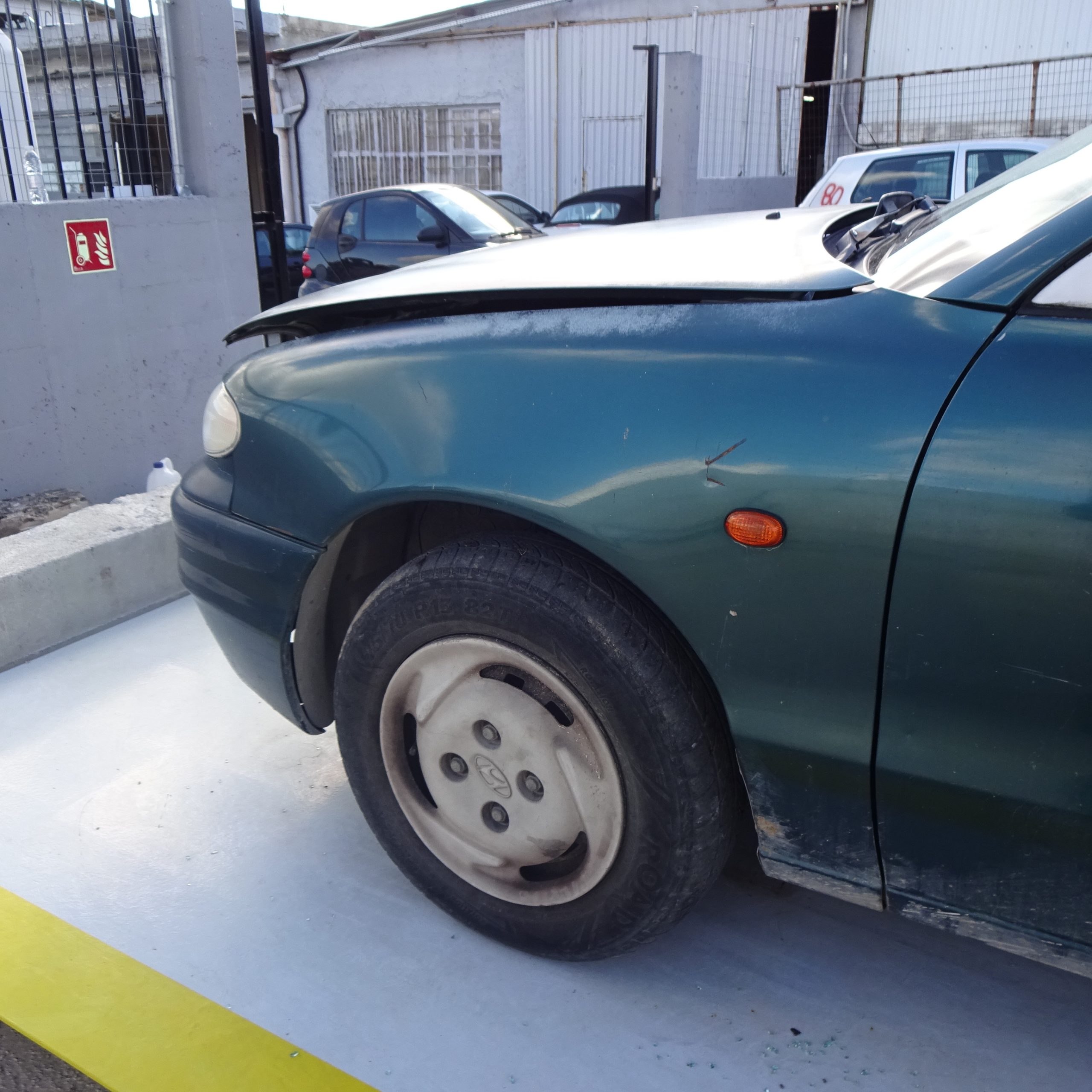 Φτερό Εμπρός Hyundai Accent ’95