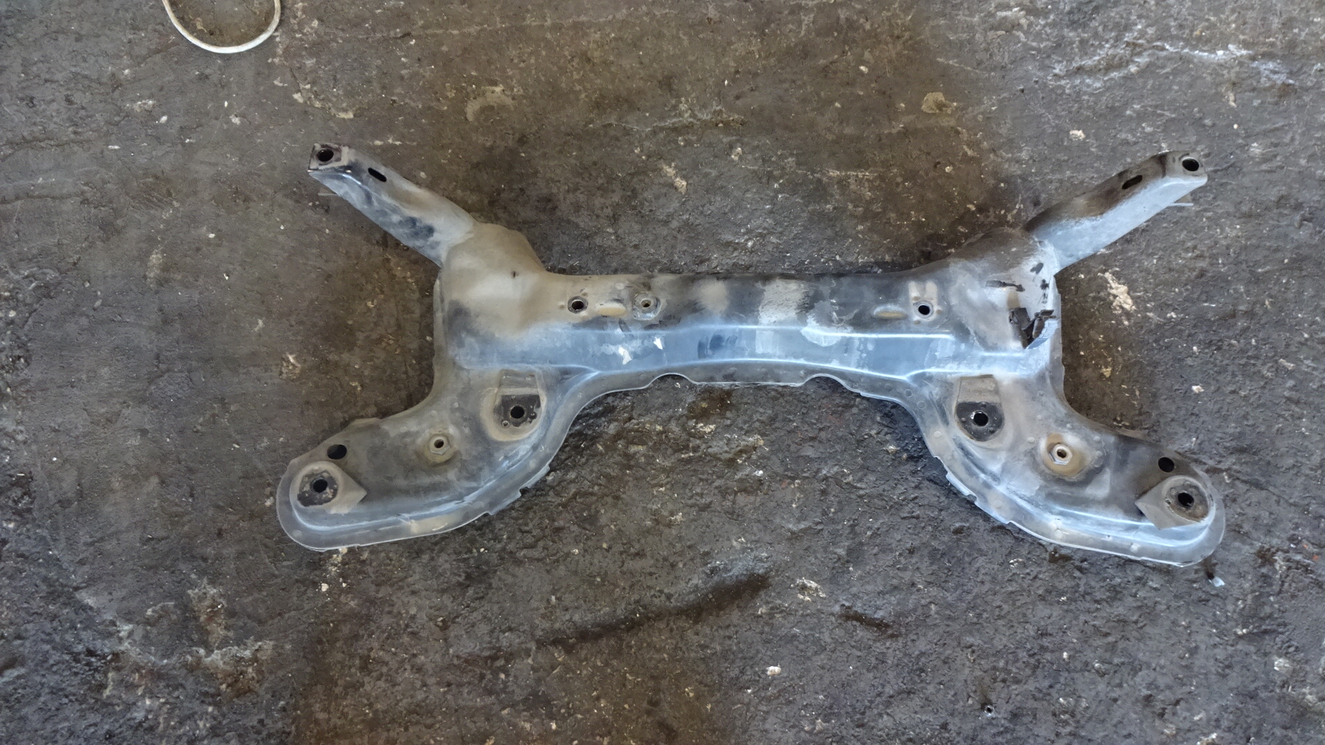 Γέφυρα Εμπρός Lancia Ypsilon ’06