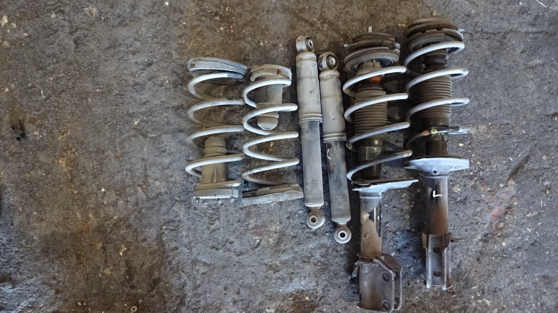 Αμορτισέρ Ελατήρια Lancia Ypsilon ’06