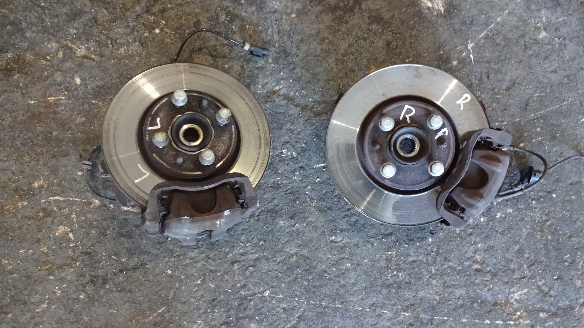 Δαγκάνες Lancia Ypsilon ’06