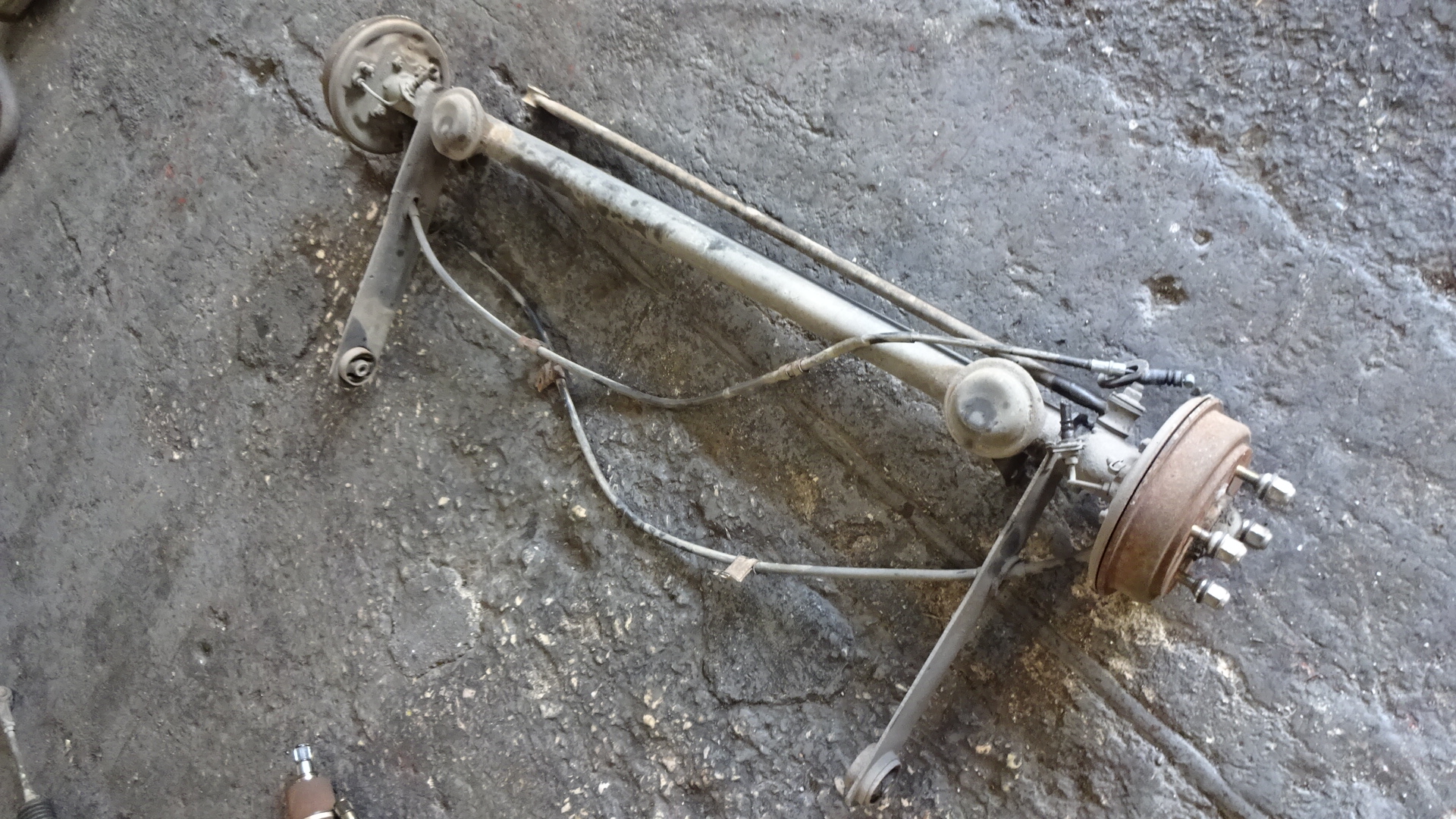 Άξονας Πίσω Hyundai Atos ’99 Προσφορά.