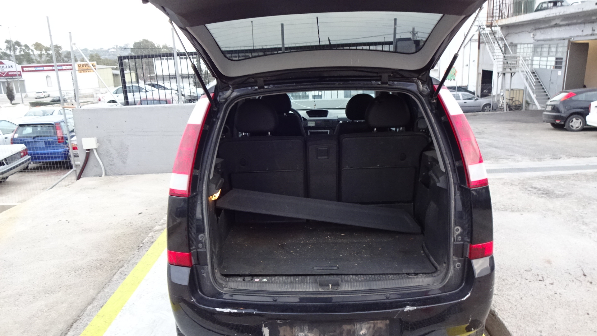 Εταζέρα Opel Meriva ’05