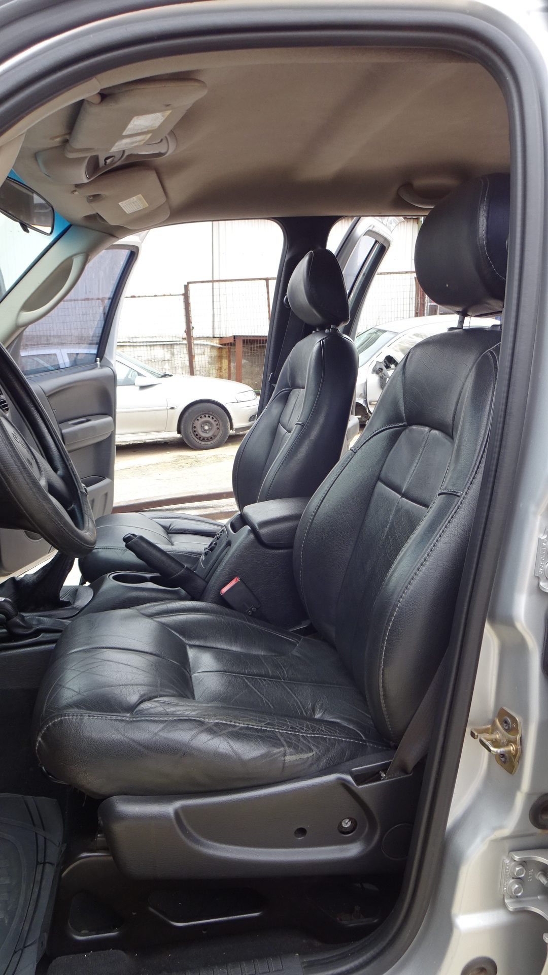 Σαλόνι Σετ Κομπλέ Jeep Cherokee KJ ’04