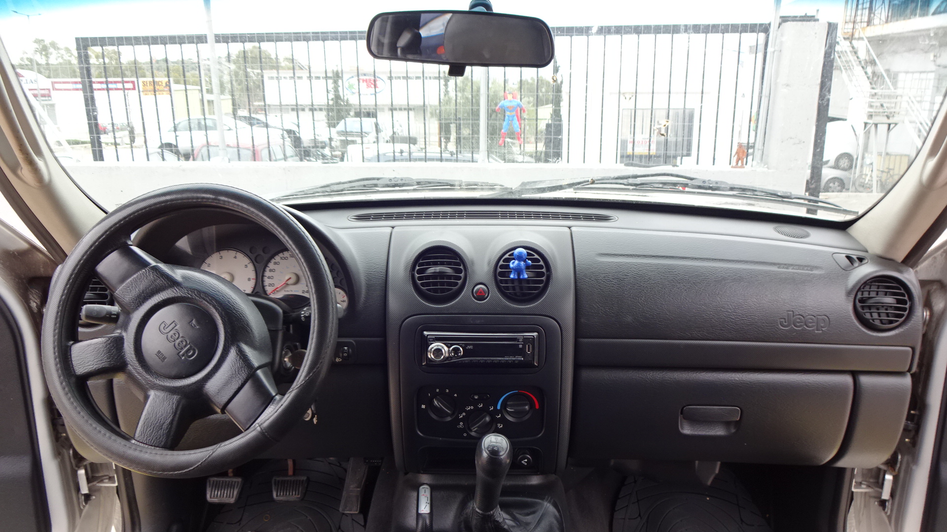 Ταμπλό Jeep Cherokee KJ ’04