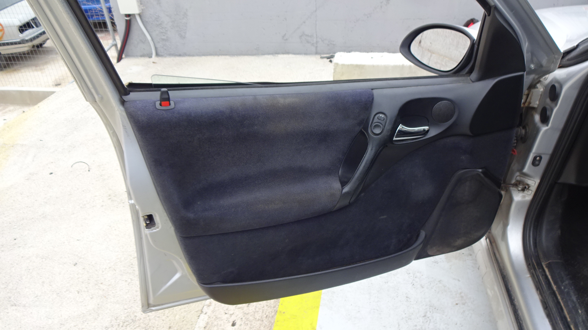 Διακόπτης Παραθύρων Opel Vectra ’99 Προσφορά.