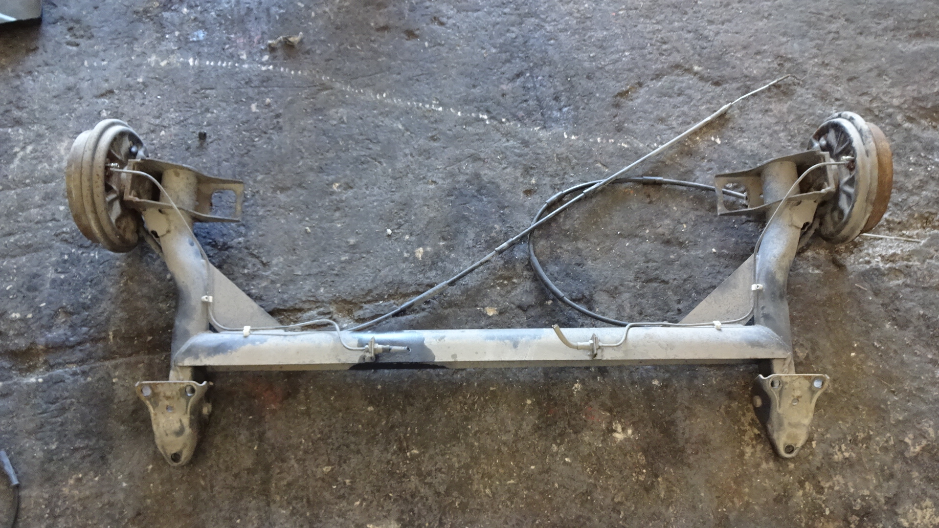 Άξονας Πίσω Skoda Favorit/Felicia ’95 Προσφορά