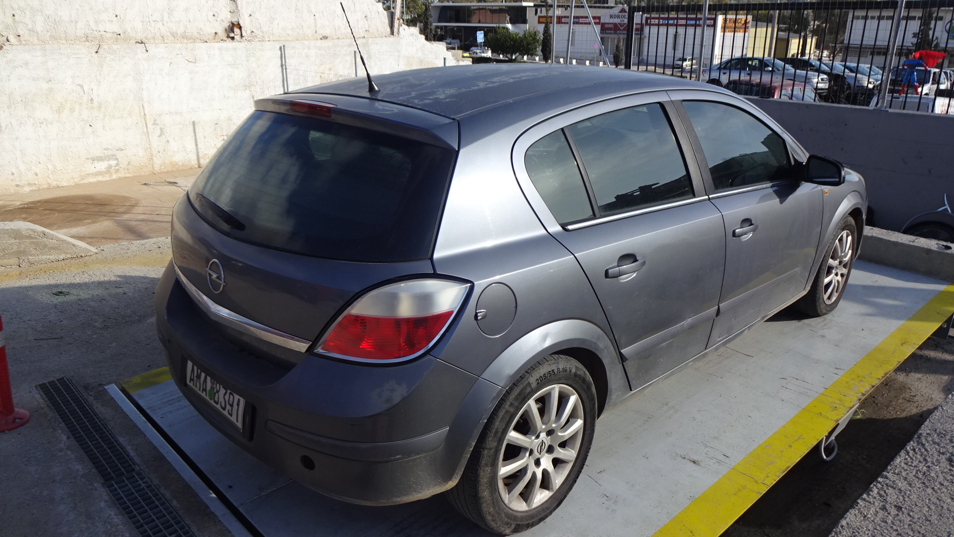 Ουρανός Opel Astra H ’05