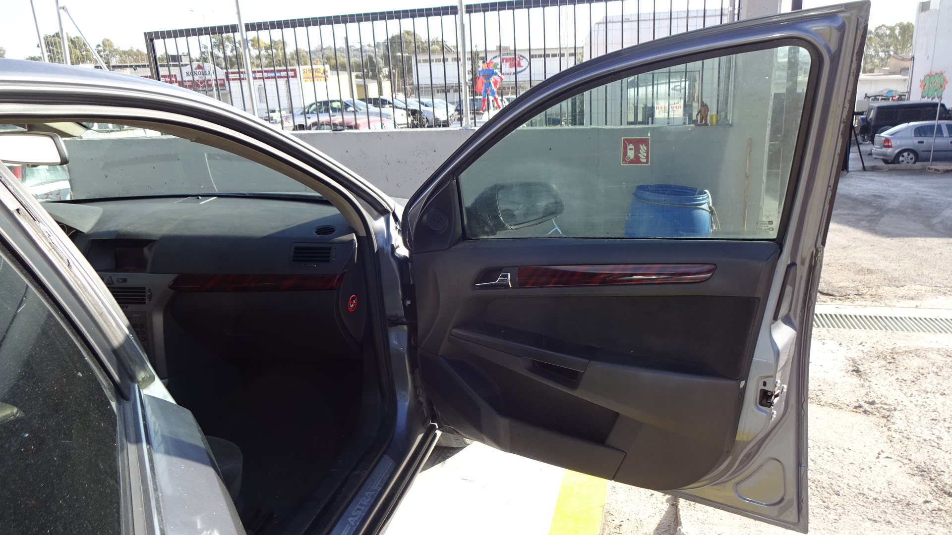 Μεντεσέδες Opel Astra H ’05